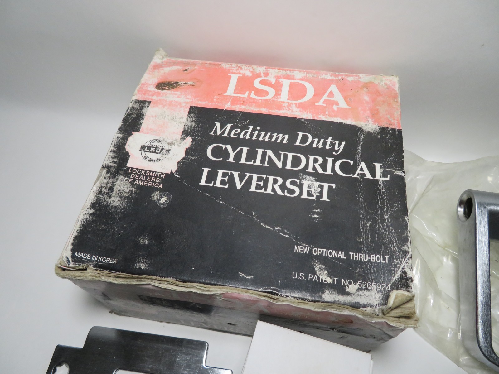 LSDA Cylindrical Leverset L100 Entrance 26D – ANSI (NOS)