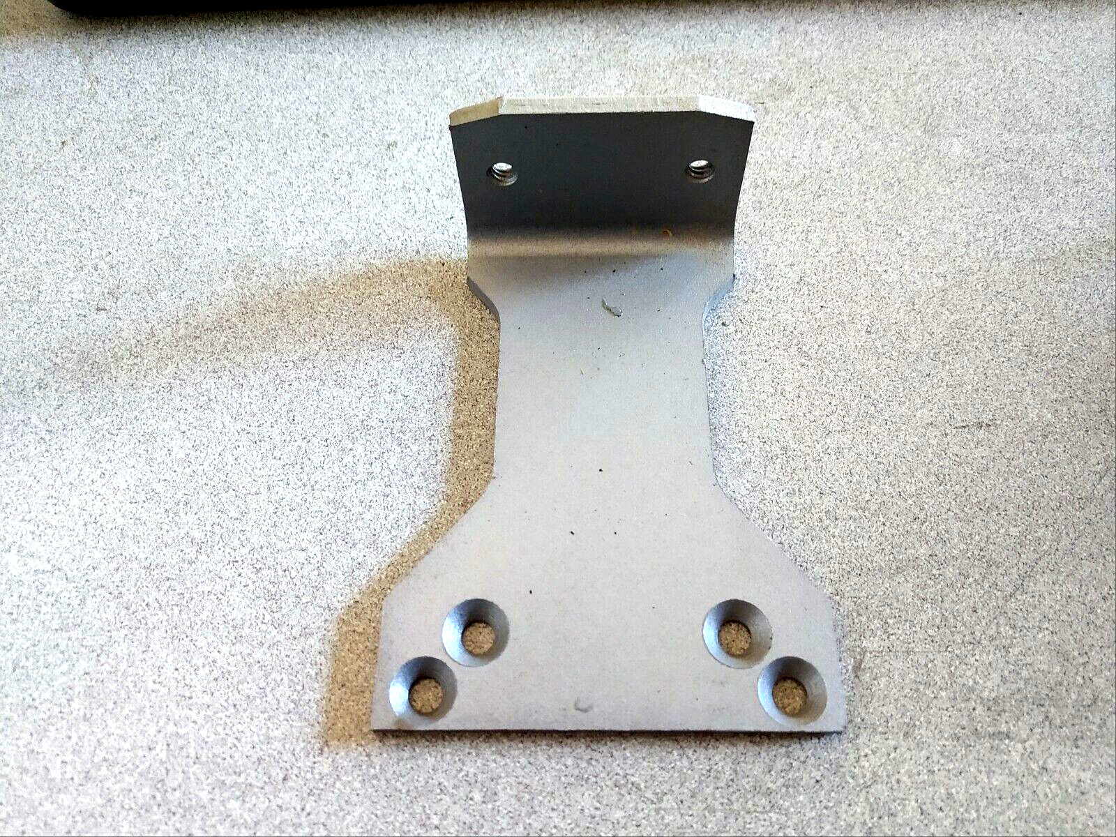 YALE DOOR CLOSER 588 PA HO BRACKET AKA NORTON 1618A LESS FASTENERS