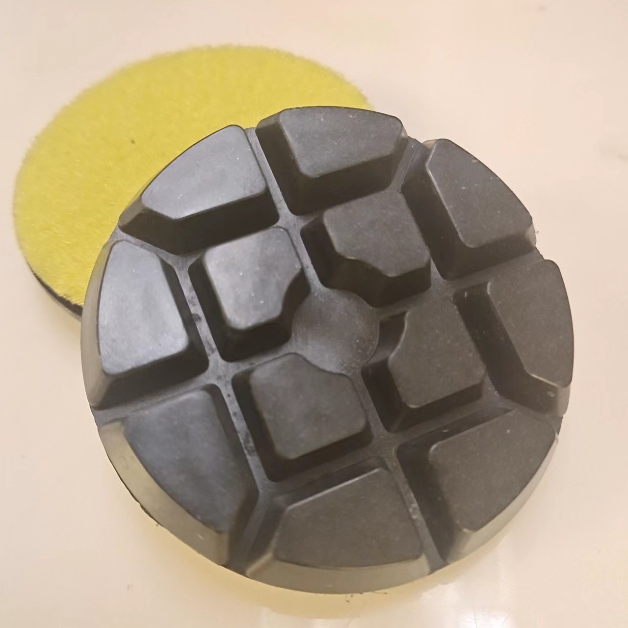 3″ Metal Bond Diamond Grinding Pad Concrete Floor