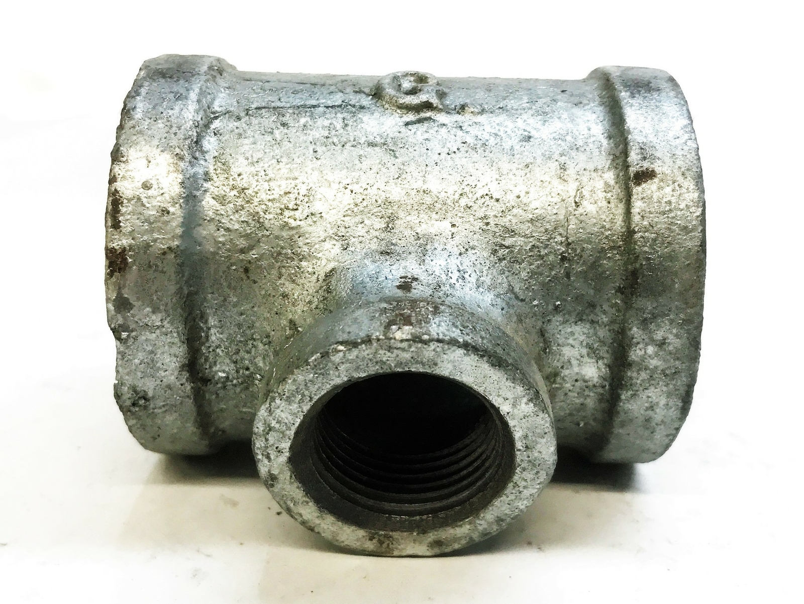 Unbranded Galvanized 1-3/4″ x 7/8″ x 1-3/4″ Tee Coupling [Lot of 2] NOS