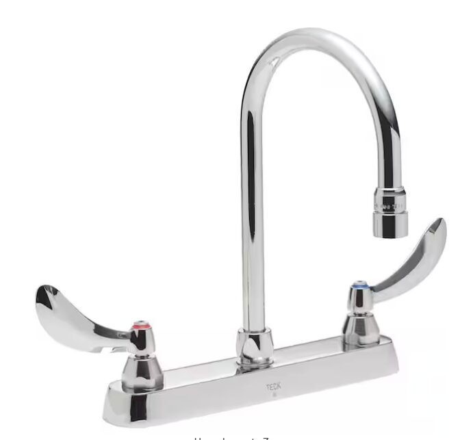 DELTA Commercial 8″ Widespread 2-Handle High-Arc Bathroom Faucet in Chrome