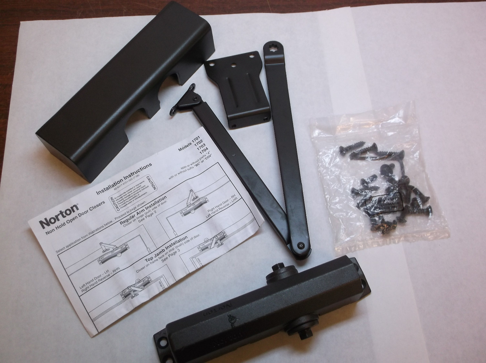 Norton 1703BCH-COV x 690 Hydraulic Door Closer, Non Handed, Bronze (P)