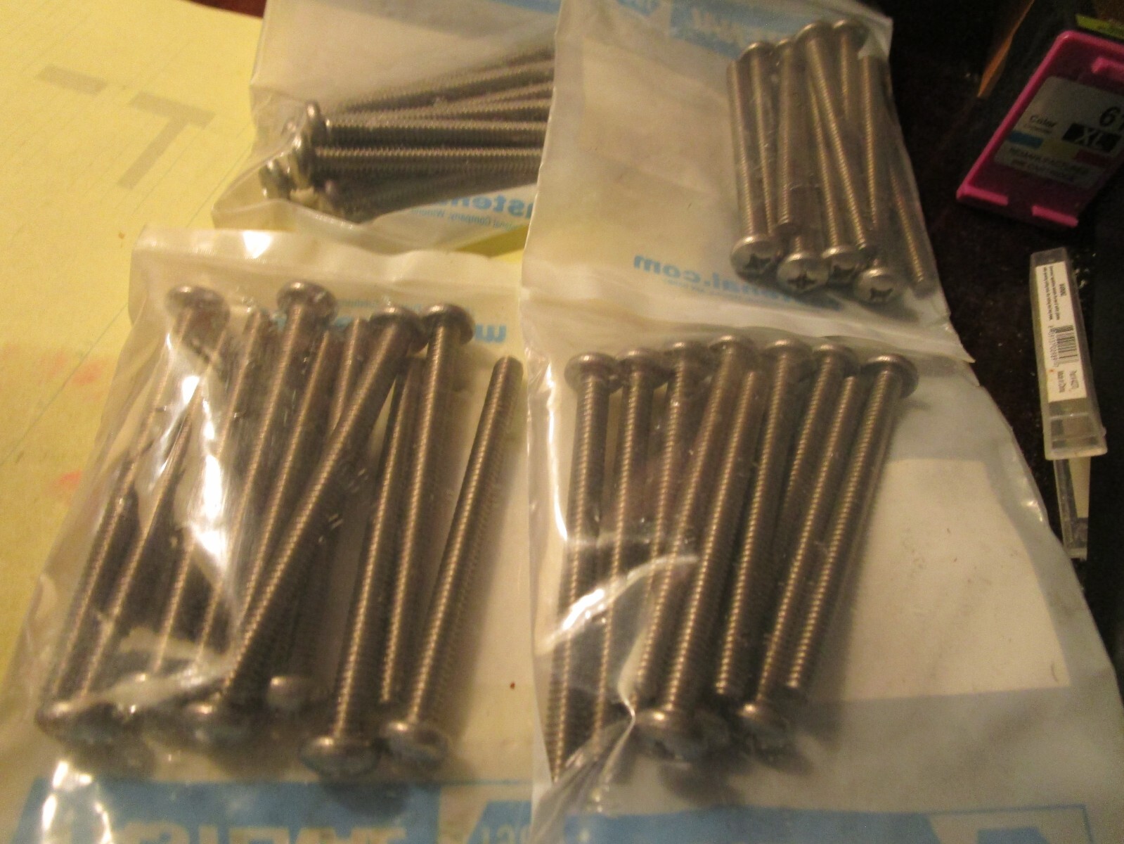 1/4″-20 x 3″ Phillips Pan Head Grade 18-8 Stainless Steel Machine Screw QTY 40