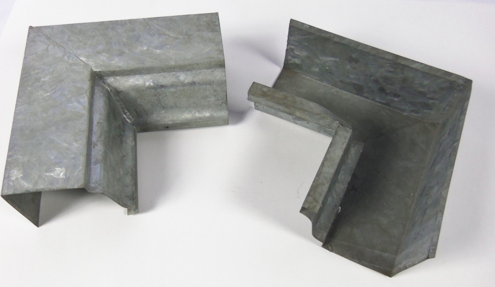 Unbranded 8″ Galvanized Outside Mitre Set of 2