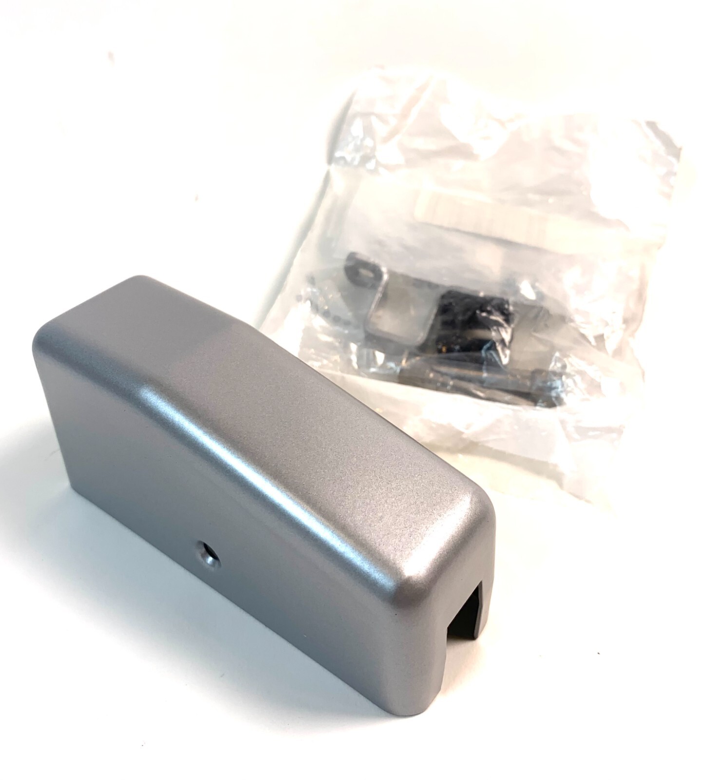 Von Duprin 05056628-SP28 Exit Device Latch Case Cover 2227,98/9927 Powder Coated