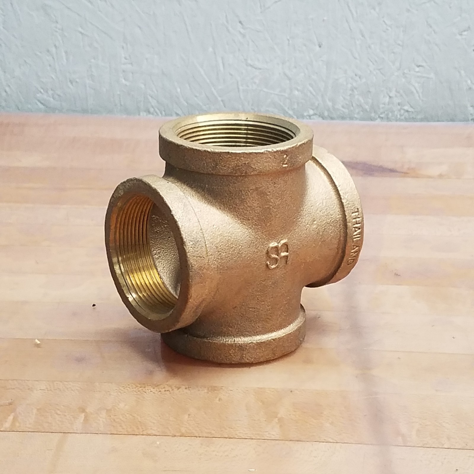 Merit Brass X110-32 Pipe Cross, 2″ Nominal, FNPT End Style, 125lb Pressure Class