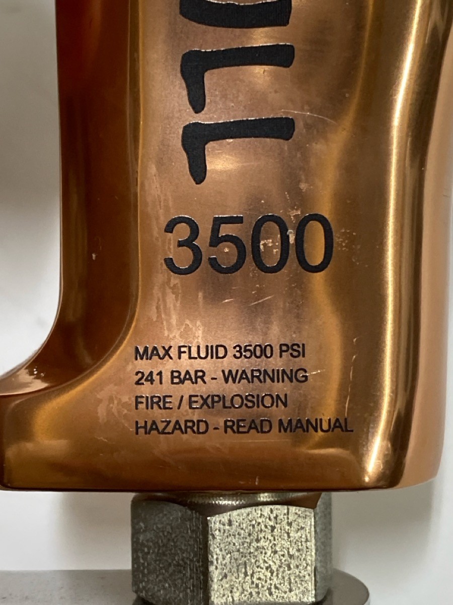 OPEN BOX BINKS Pitbull 3500 Airless Spray Gun-3500 psi- MISSING NOZZ (UD2116995)