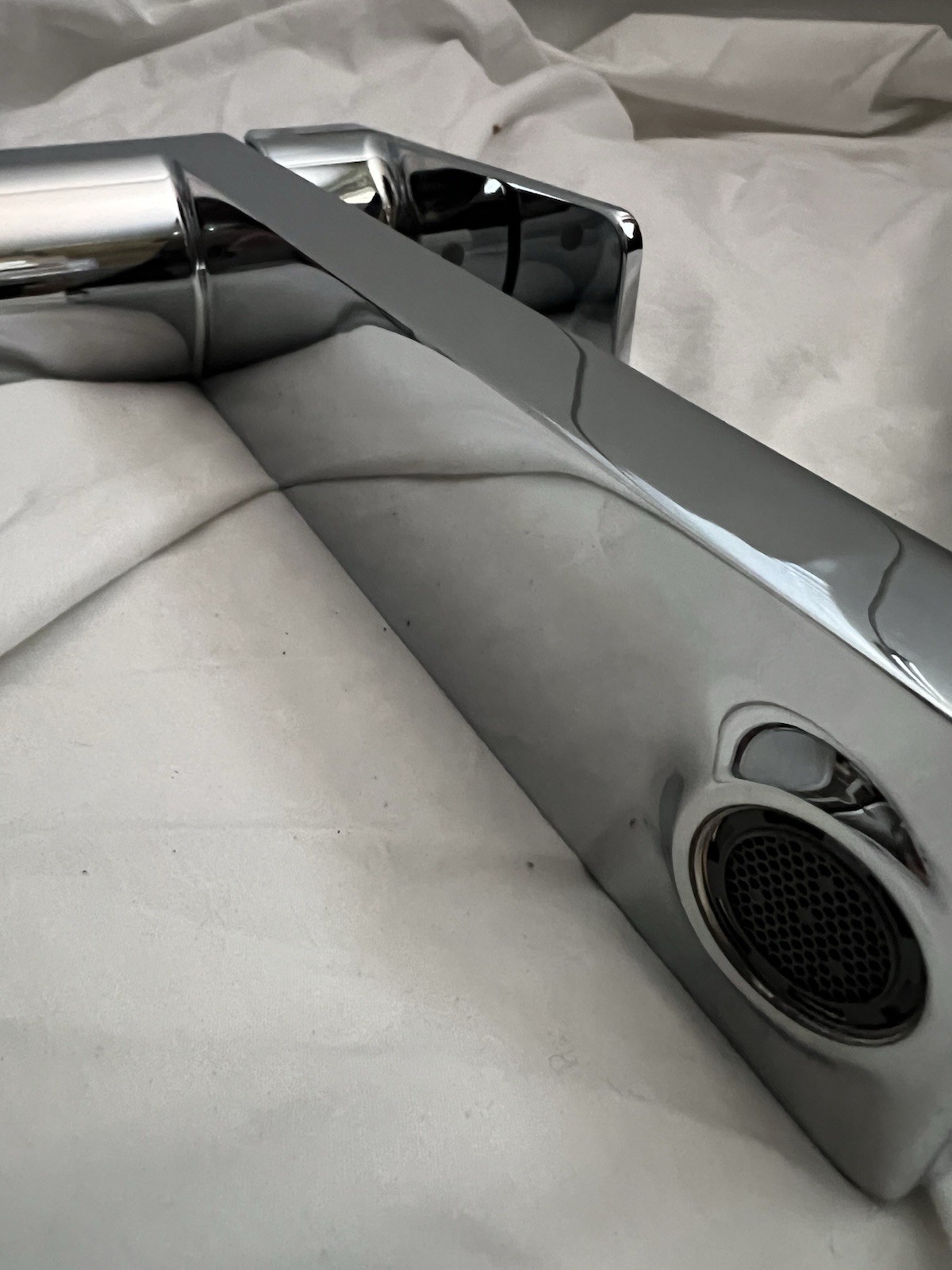 KOHLER Parallel Chrome Floor Mount Tub Filler T23492-4-CP – Excellent , No Hose