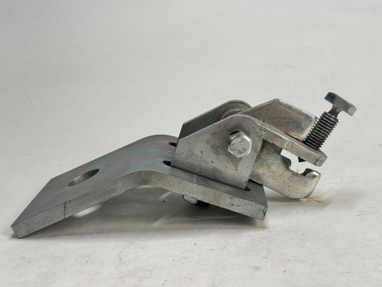 B-Line TOLCO 980H-7/8″ Universal Swivel Sway Brace Attachment, Fits 7/8″ Bolt