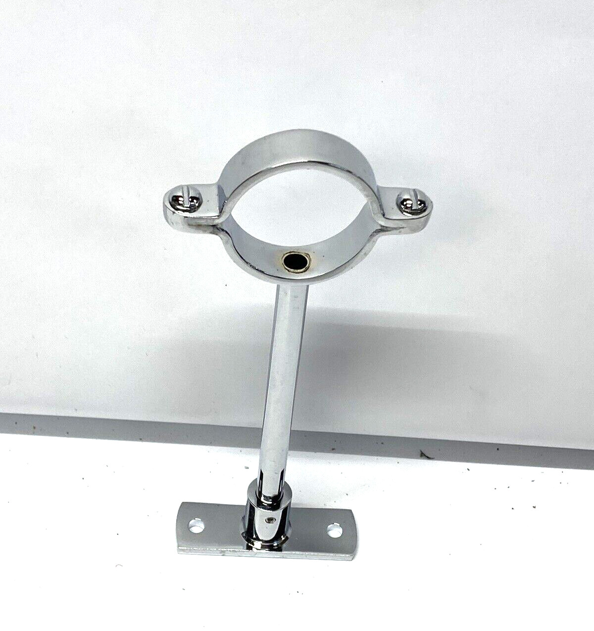 Sloan 08109 Pipe Support Split Ring – 1-1/2″ OD x 6″ w Hardware