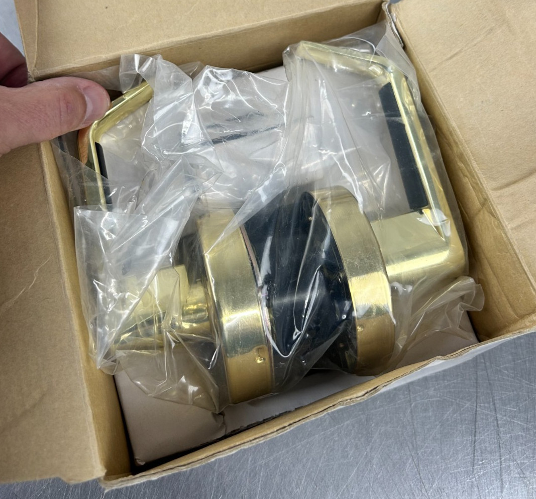 Barrier Free Lever Lockset ANSI DX-LSV53-R US3 Bright Brass Entrance