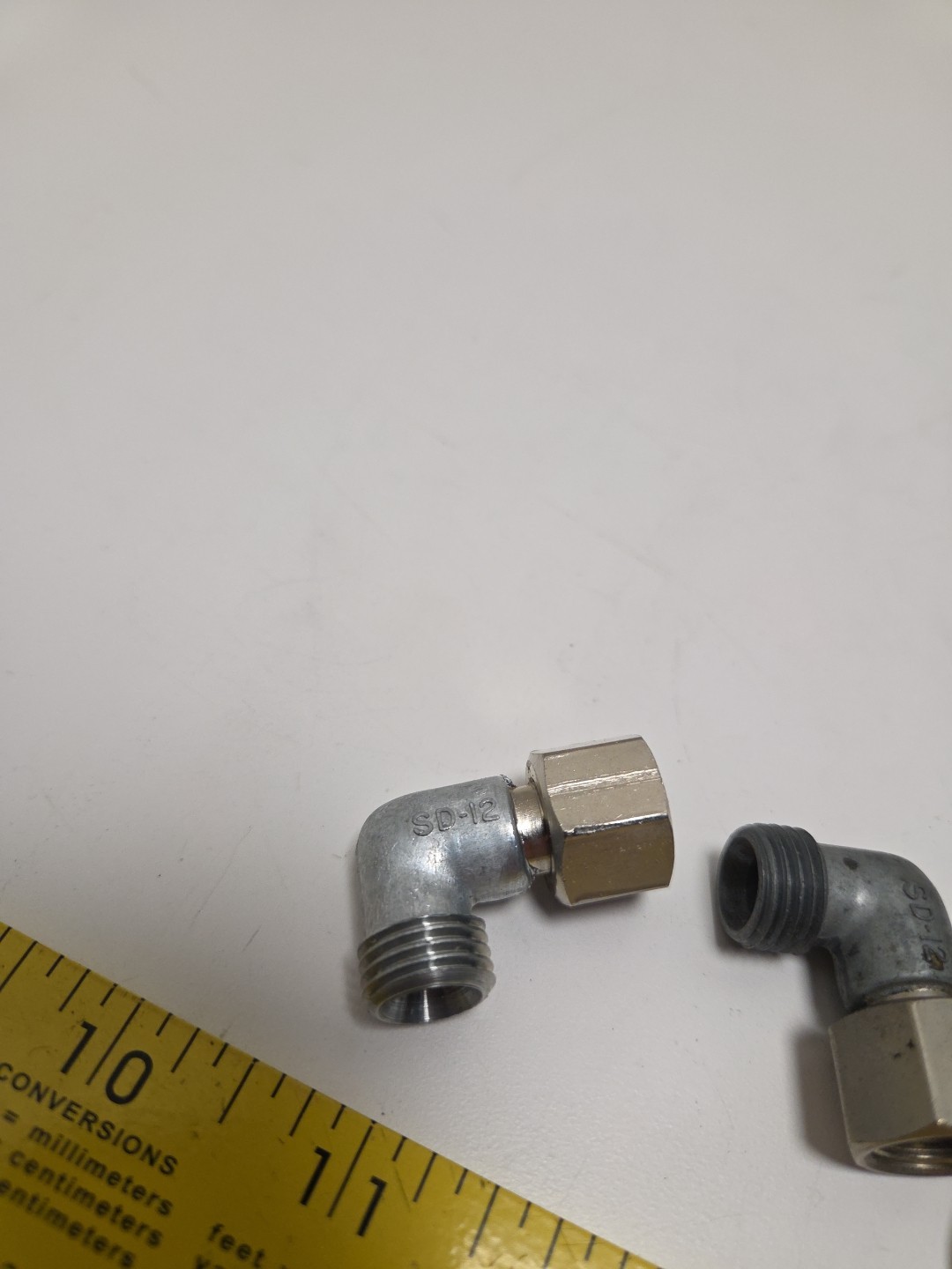 Binks 73-12 90° Elbow Fitting Lot Of 7