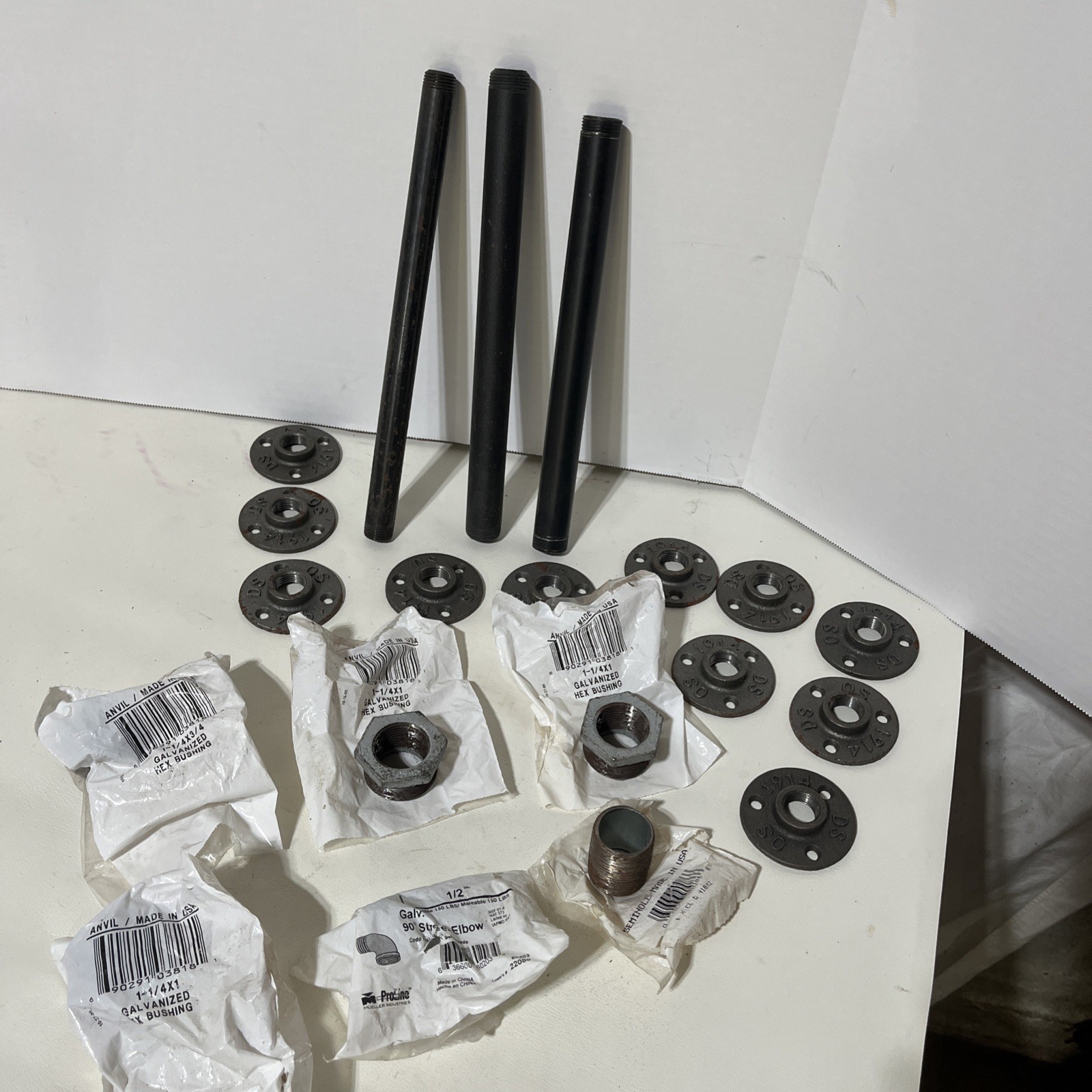 Iron Pipe Lot Fittings Brackets And Pipes Various Sizes 3/4 1” A13