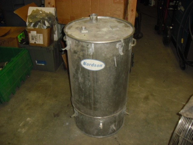 Nordson Hopper for Powder Coating System can pot canister 31″ x 16″ dia