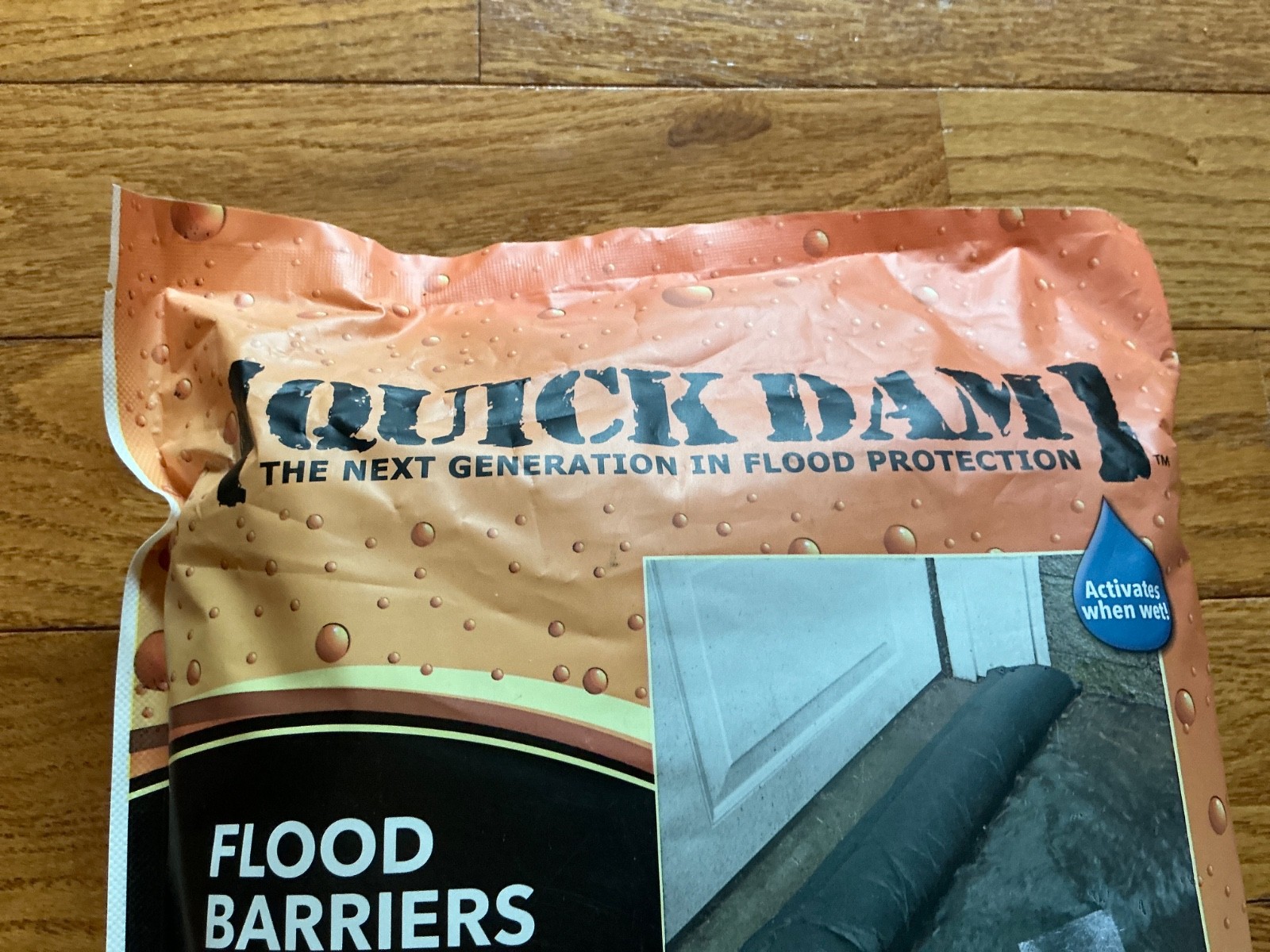 Quick Dam Flood Barrier Reusable Water Activated Indoor/Outdoor NEW -2 5 ‘ PCS