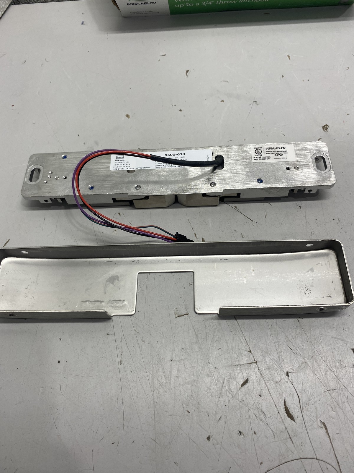 HES 9600-12/24D-630 Electric Strike Surface Mounted