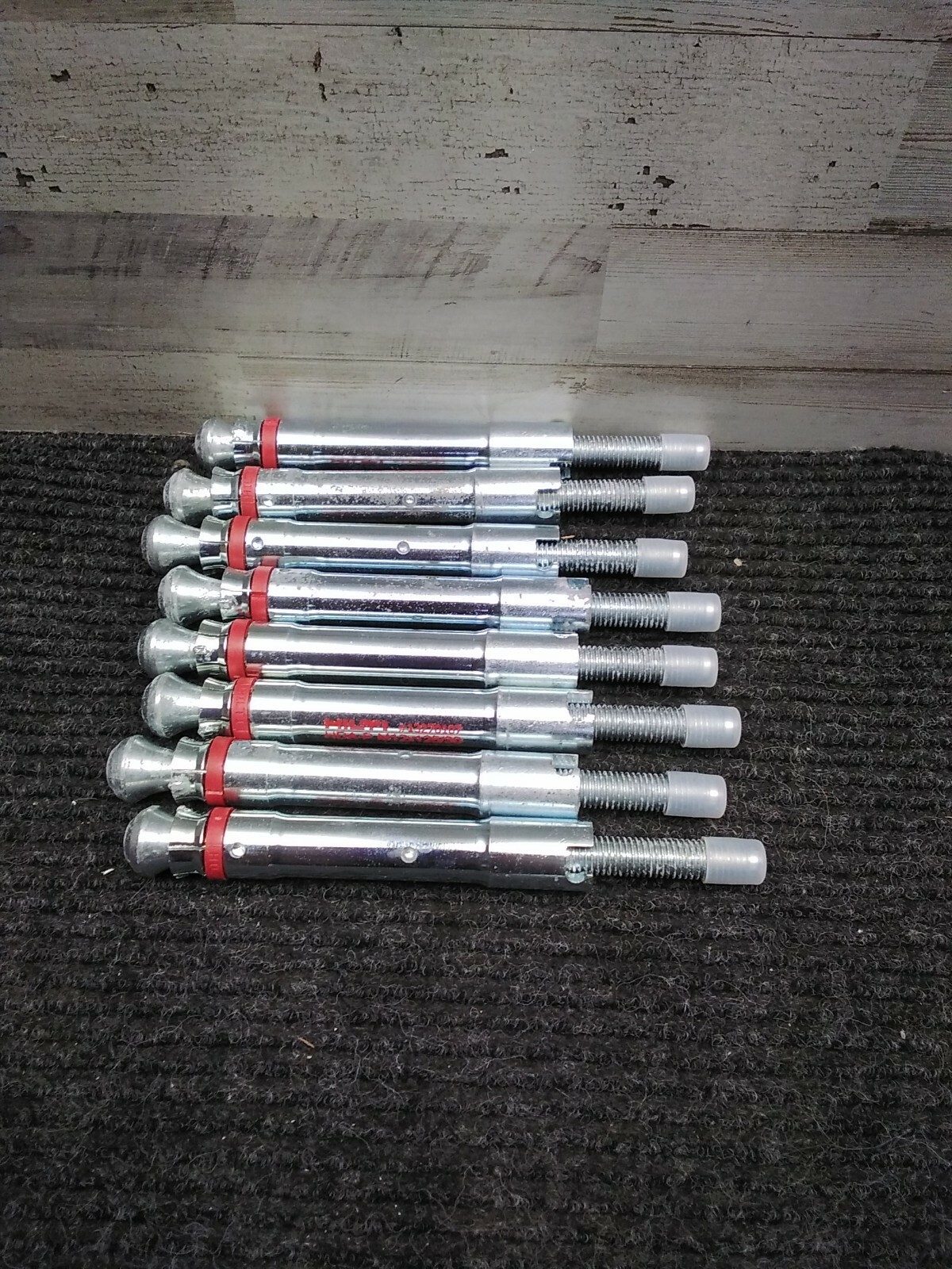NOS Box of 8 HIlti 331546 Undercut Concrete Anchor HDA-P M12 x 125/30