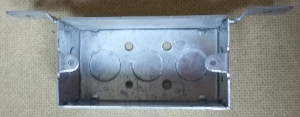 Bowers 104-W-FB-1/2 Outlet Box 4in x 2 1/8in x 2 1/8in