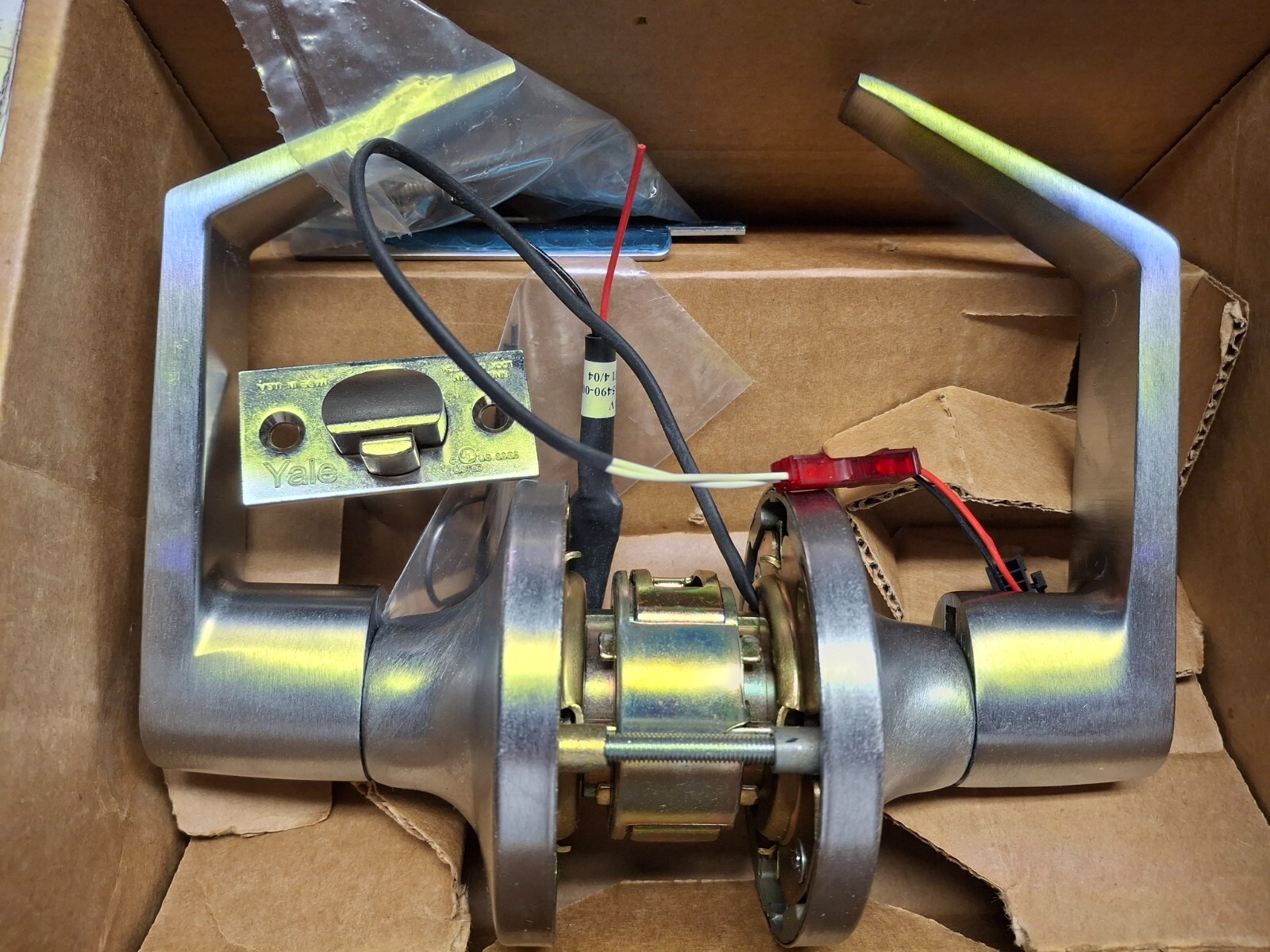 ACCENTRA (formerly Yale) PB 5491LN 626 24VDC Electric Lock NO CORE