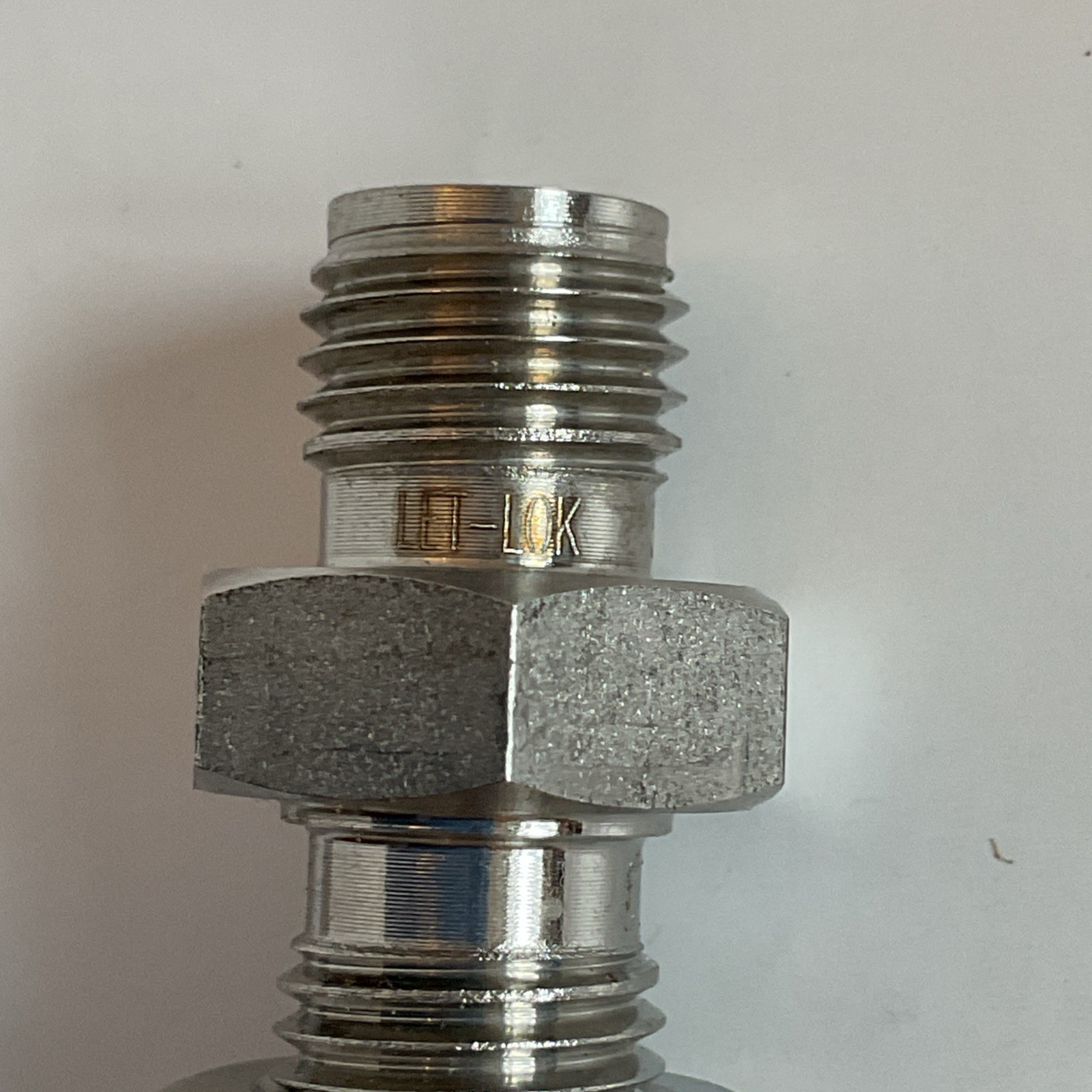 QTY 5 – Ham-Let – SST. 316 Bulkhead Union, Let-Lok® Tube Fitting 1/4″ (Swagelok)