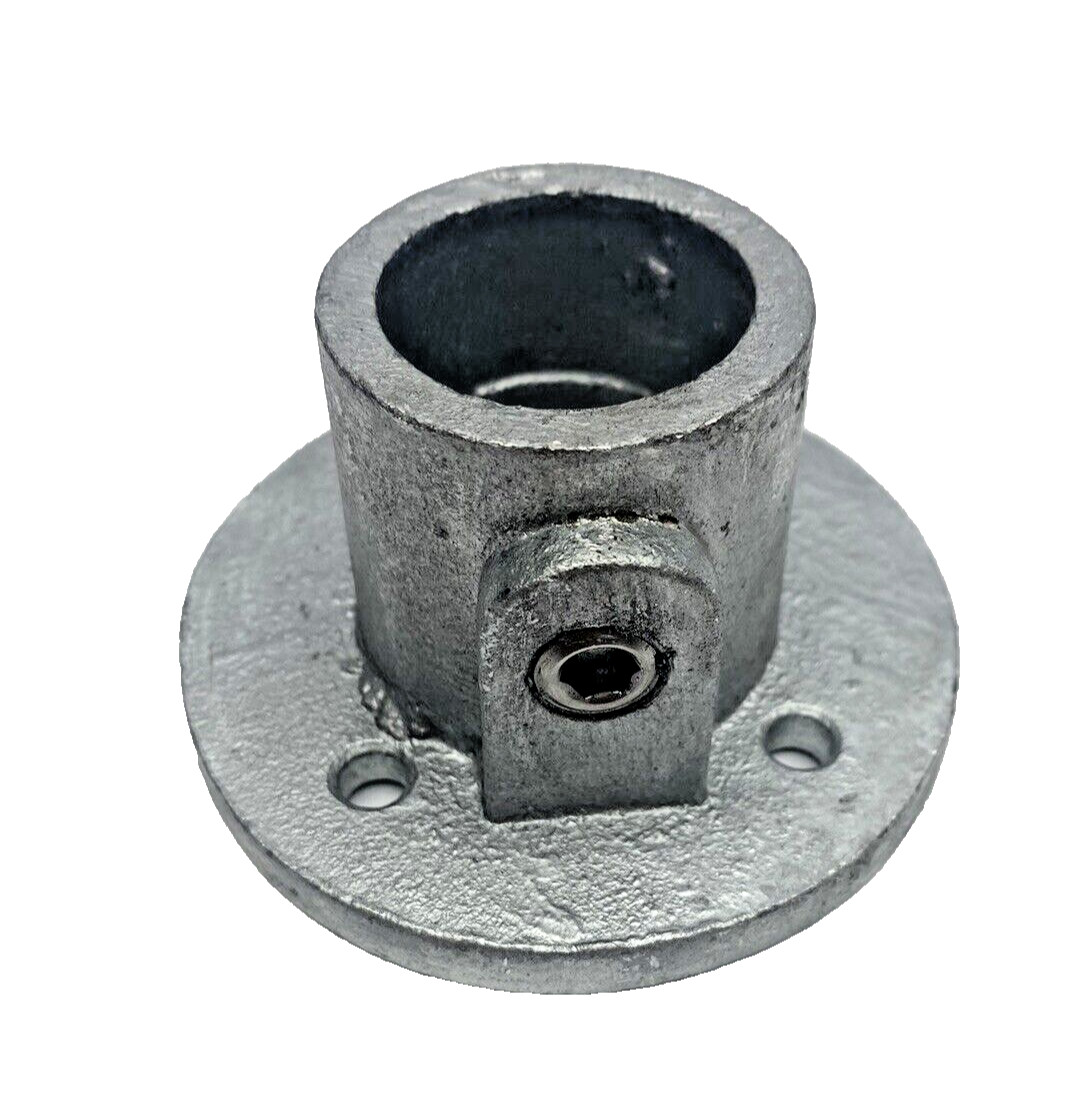 798728, Global Industrial Pipe Fitting Medium Flange 1″ Dia, Wall/Floor Mounting