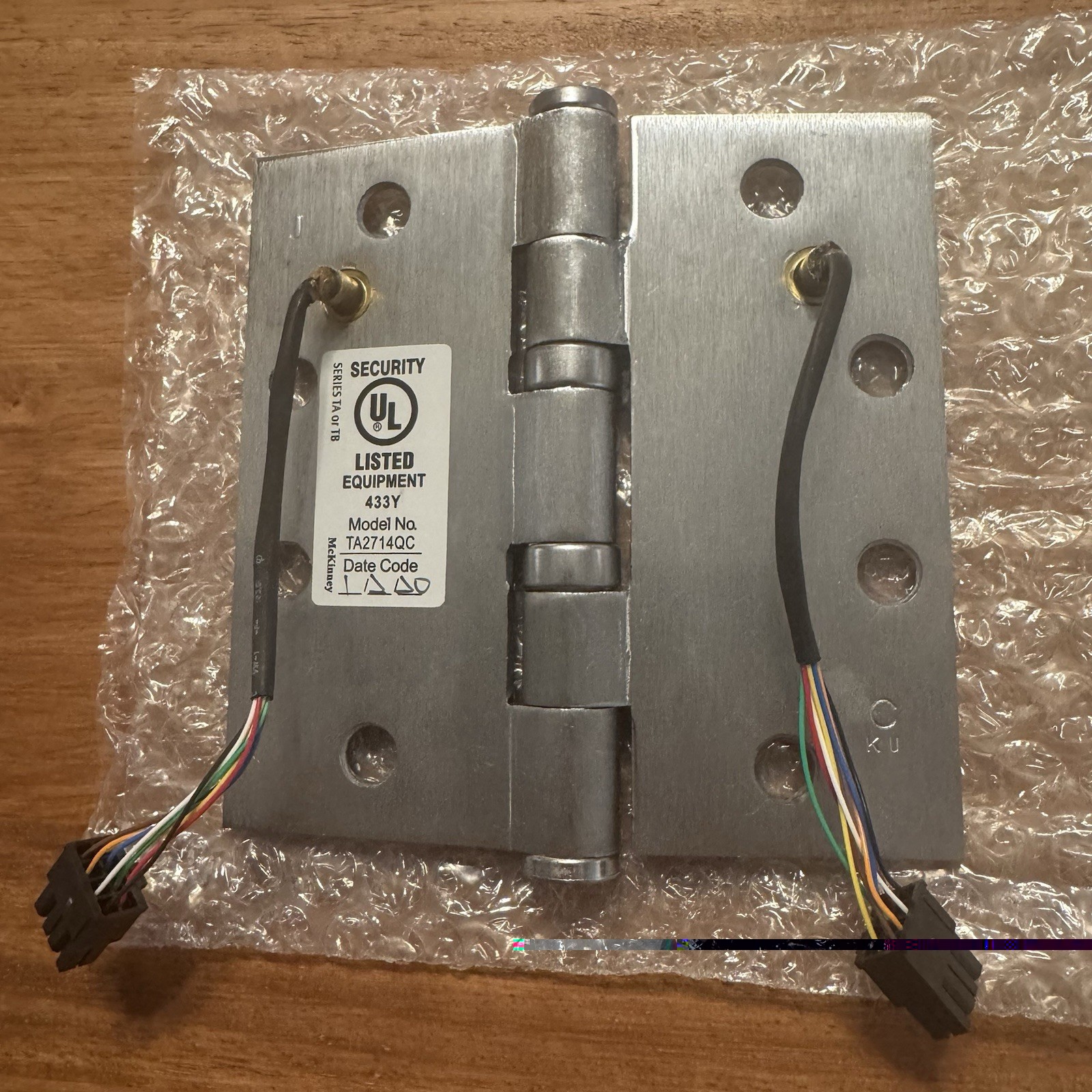 MK73312 Assa Abloy McKinney MK73312 electronic transfer hinge