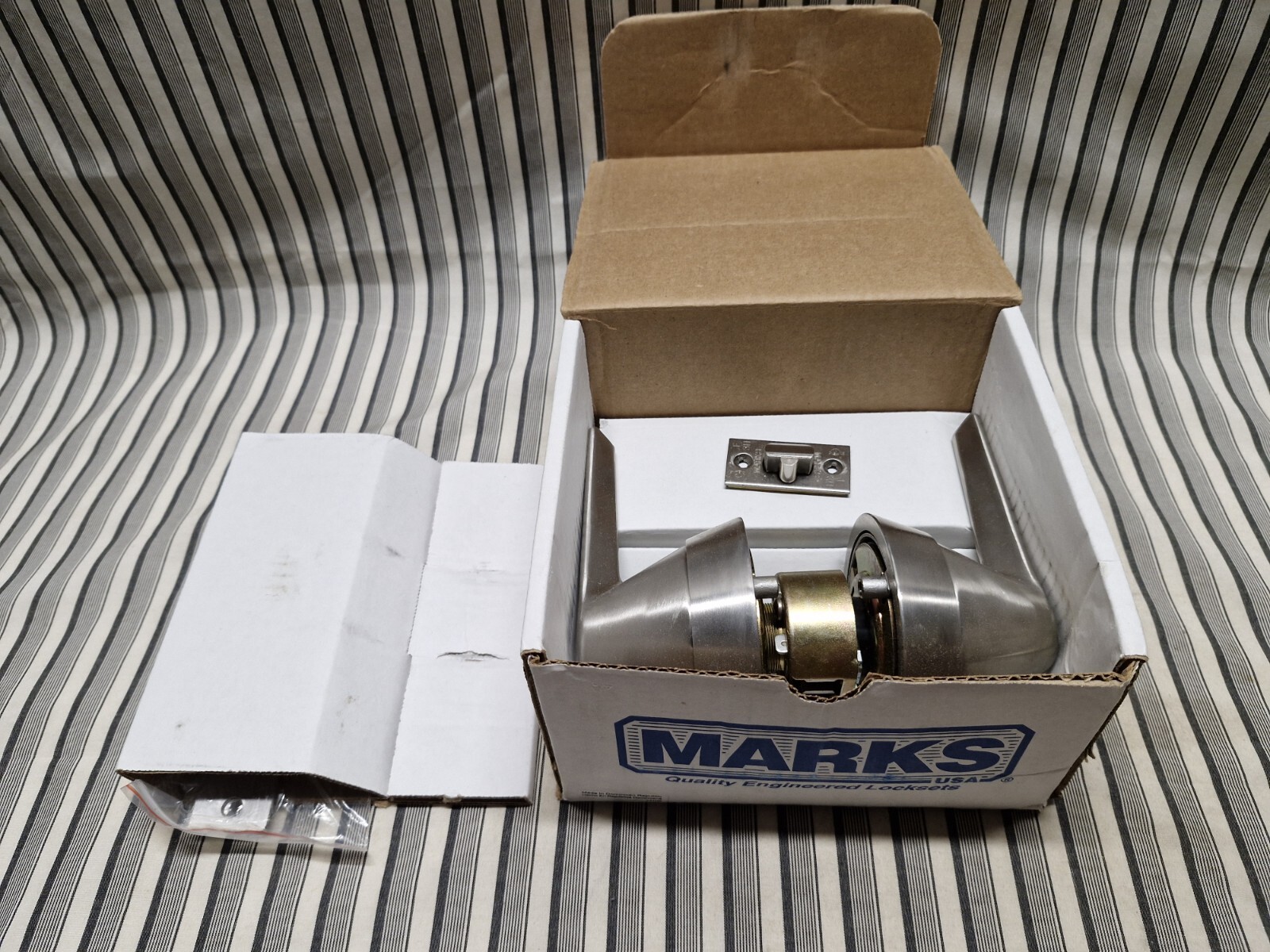 Marks USA 195SSF/32D Institutional Series Life Safety Cylindrical Lever Lockset