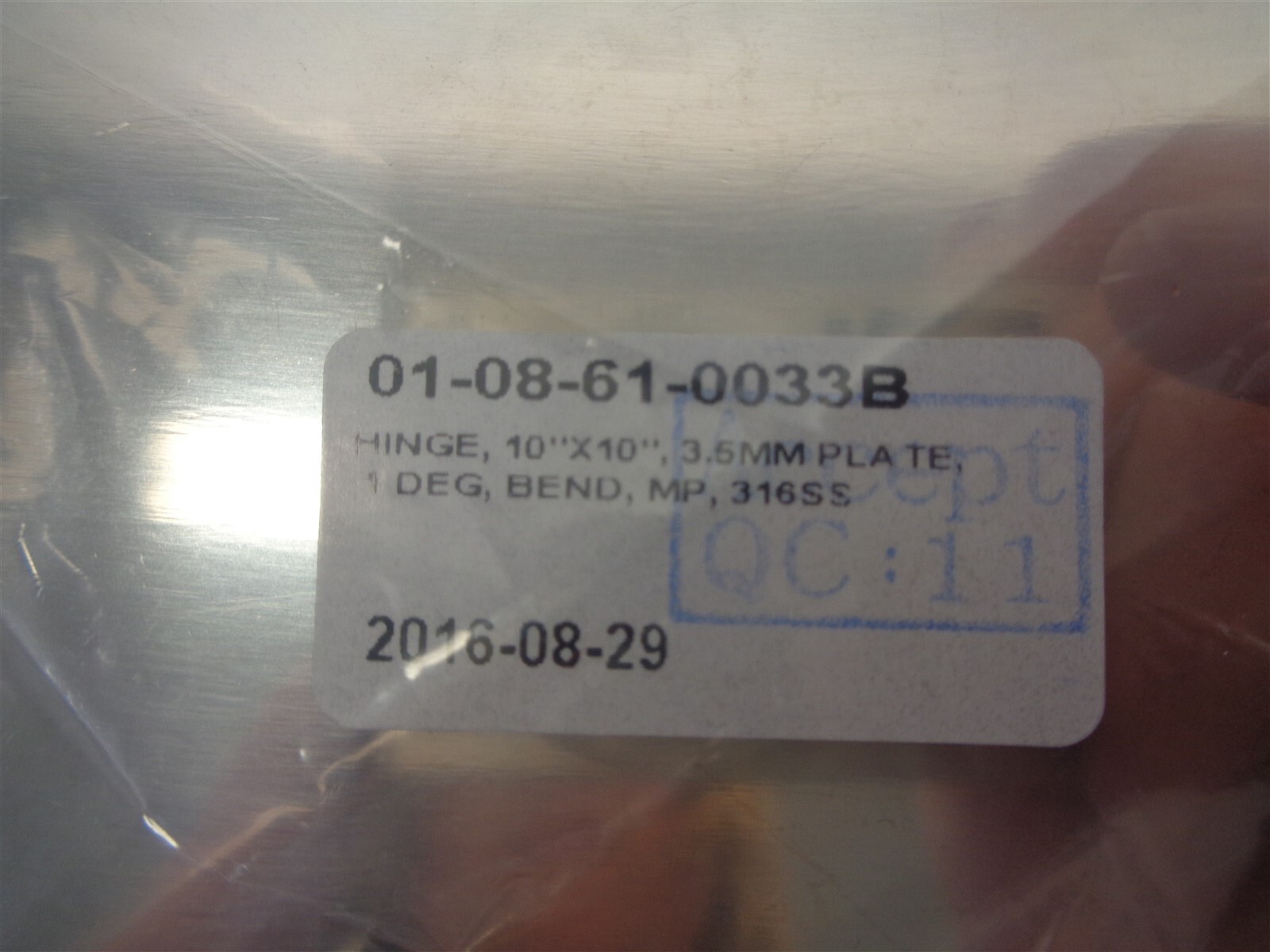 Challenger 10″ x 10″ Hinge 3.5mm Plate, 1 Degree, Bend, MP, 316SS 01-08-61-0033b