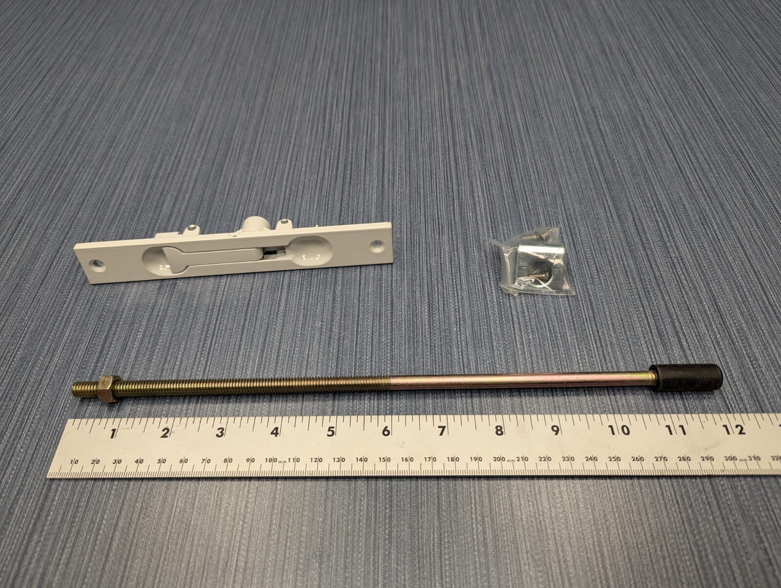 Assa Abloy Interlock Flush Bolt Surface Mounted P3512-000 8.50 G2 White PF481C