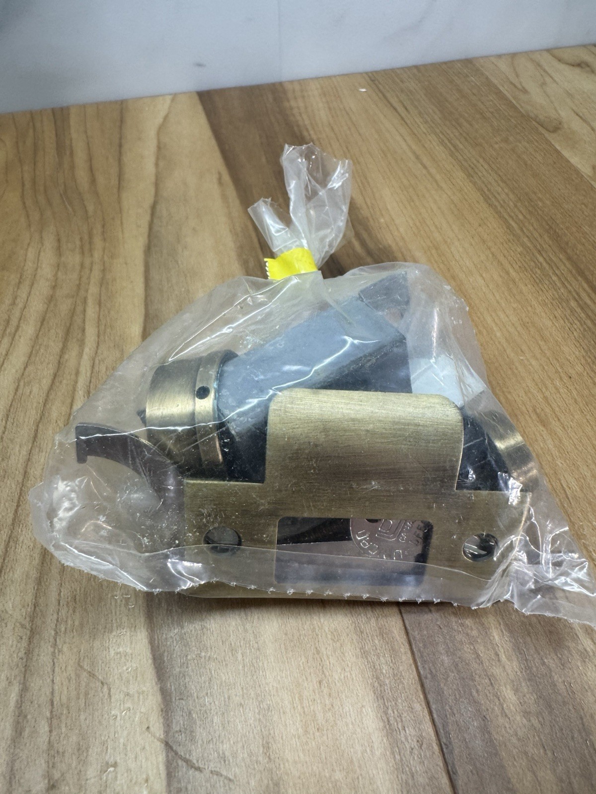 Simplex 1000 Series – Push Button Lock Handle – 5B Brass 1000-2B / 1021B *NO BOX