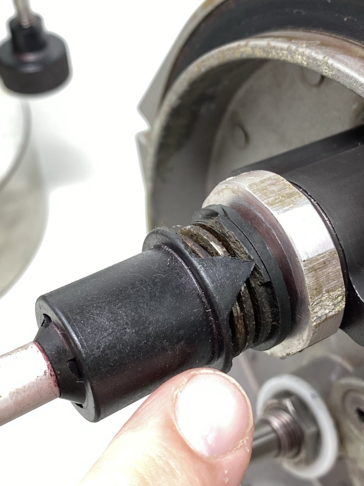 Binks SG2 Model 80-351 2 Qt Pressure Pot Steadi-Grip Agit UNTESTED Parts/Repair
