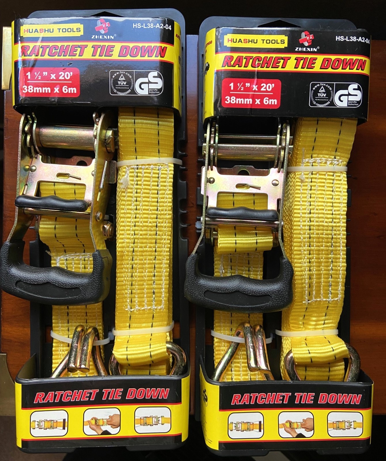 20 ft. x 1-1/2 in. Ratchet Tie-Down Straps (Pair) NEW IN BOX ***FREE SHIPPING***