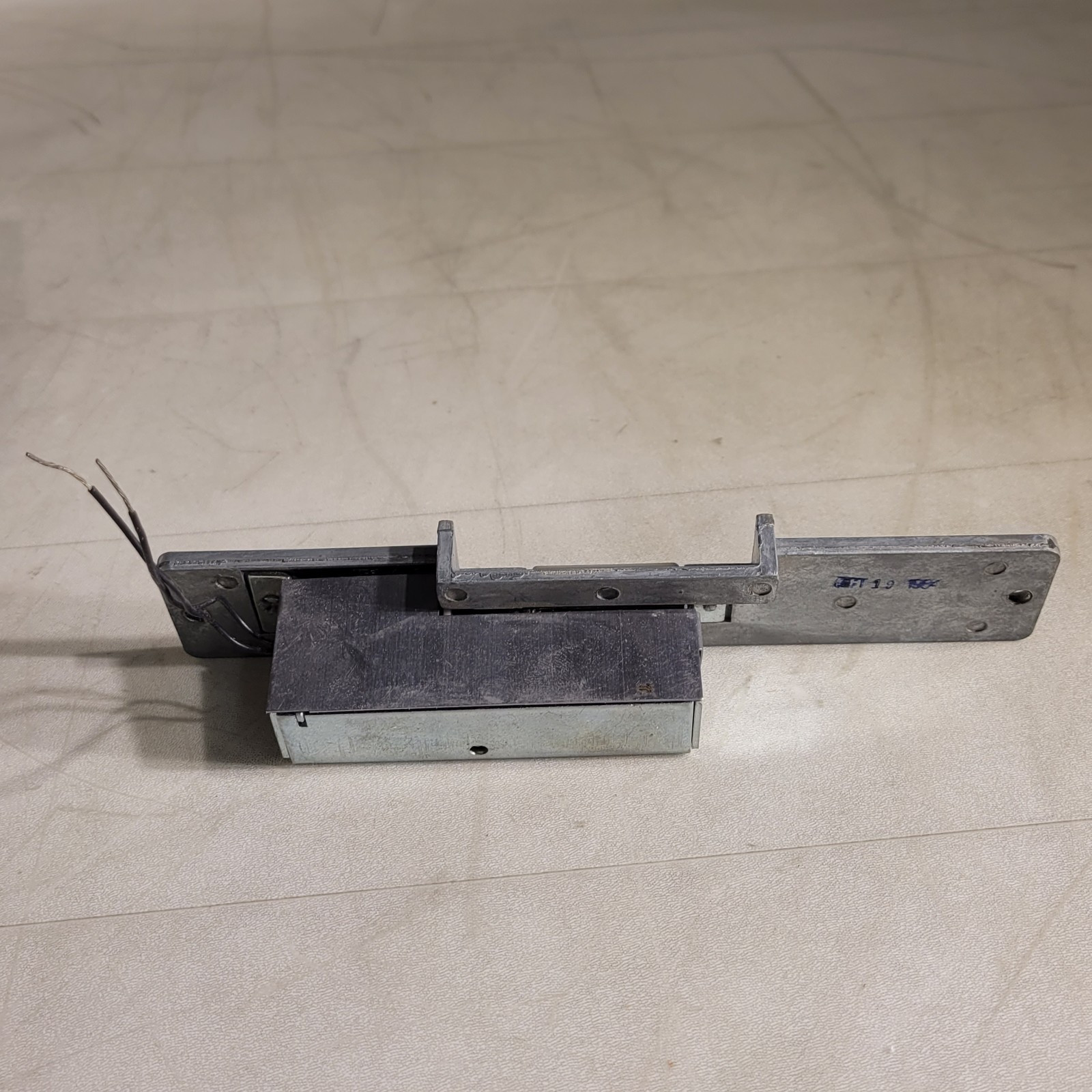 Electrical Door Strike 7-15/16″ X 1-7/16″ X 1-10/16″ Door Lock Latch