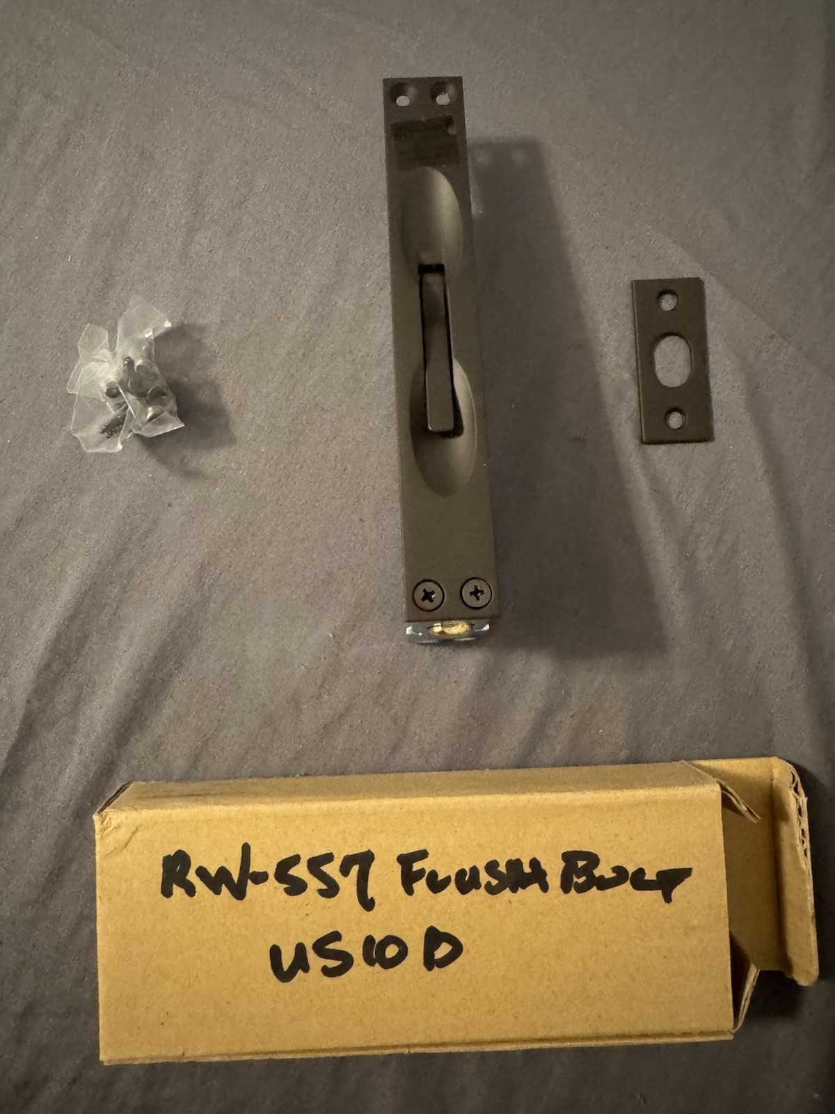 Rockwood 557 US10B Lever Extension Flush Bolt Wood Door Oil Rubbed Bronze NOS