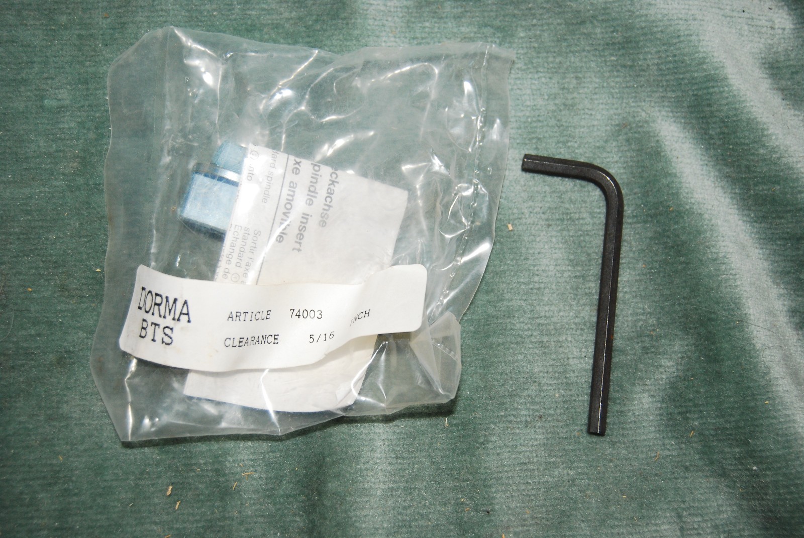 Dorma BTS 74003 Spindle & Spindle Screw 5/16′ Clearance – NEW SEALED