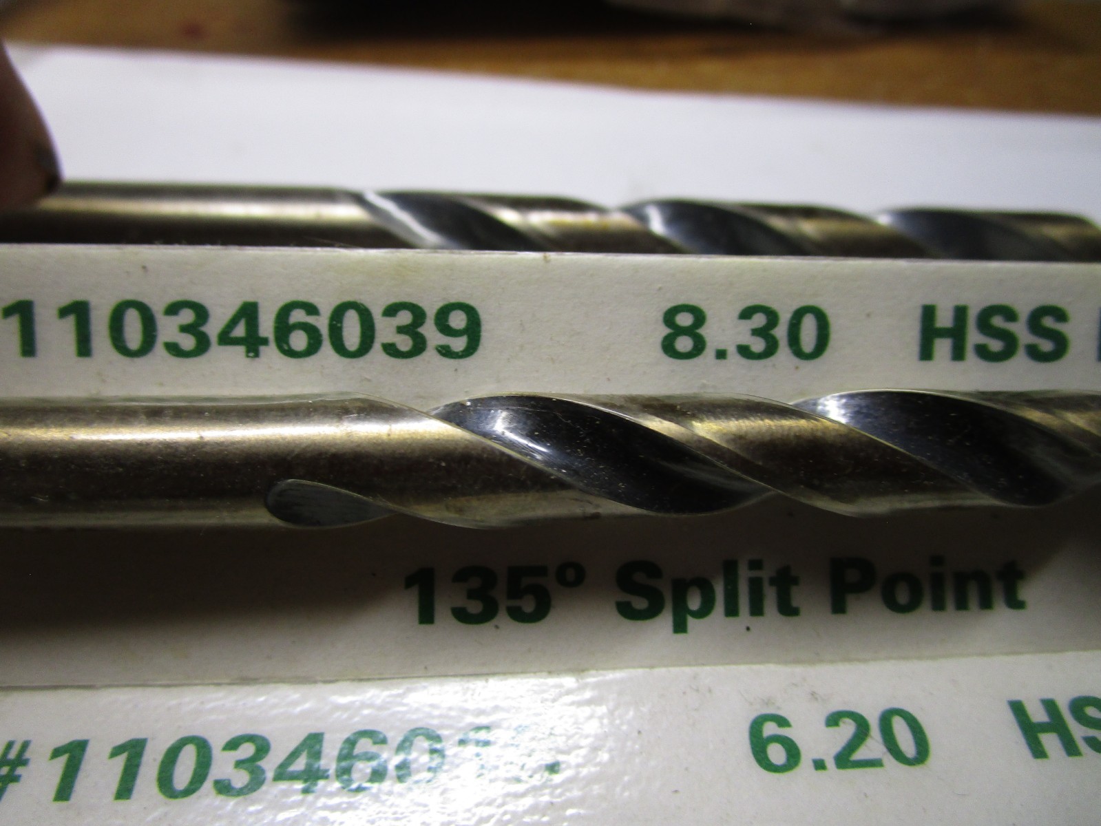 10.30mm 8.30mm 6.20 & 5.20 135° Split Black / Gold HSS Straight Jobber Drill