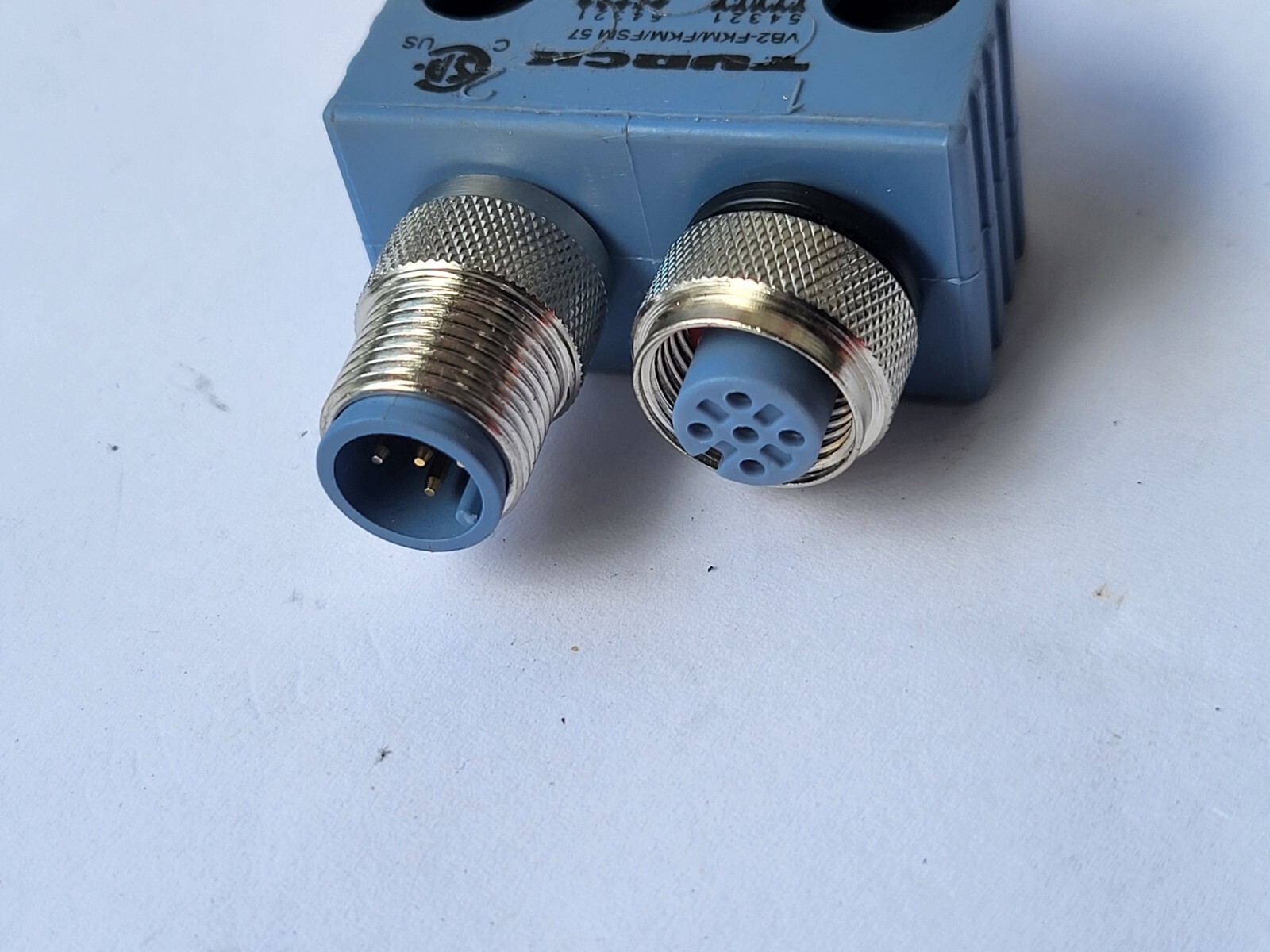 TURCK VB2-FKM/FKM/FSM57 DEVICENET SPLITTER (IN14S3B4)