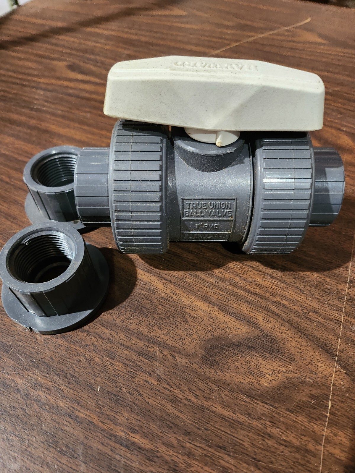 Hayward TB10100ST 1″ SCH80 True Union Ball Valve PVC Socket/Thread Viton O-Rings