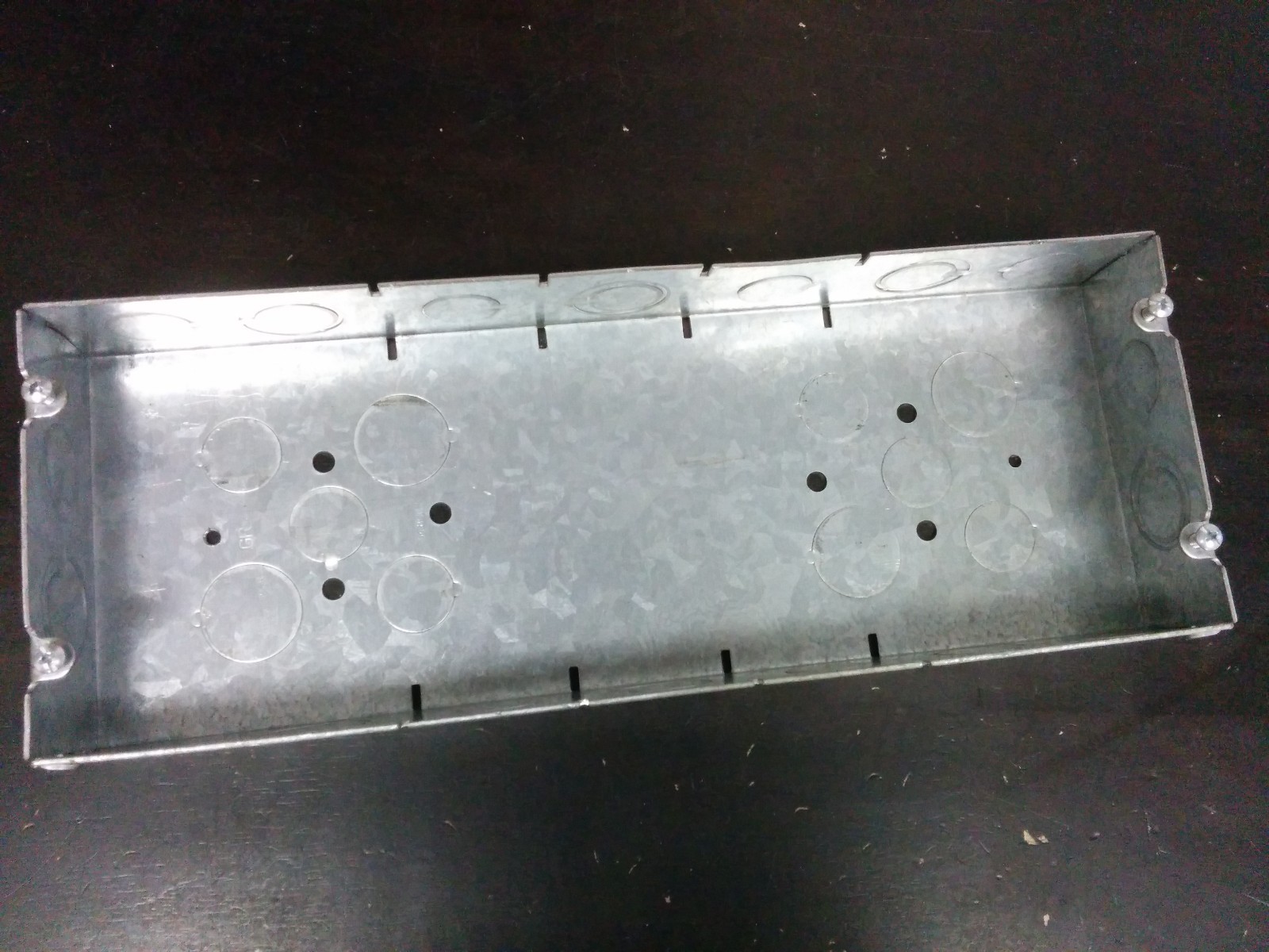 NEW 5-Gang Five Multi Device Rough House Box Steel 1-5/8″ Deep 1/2″ 3/4″ KO