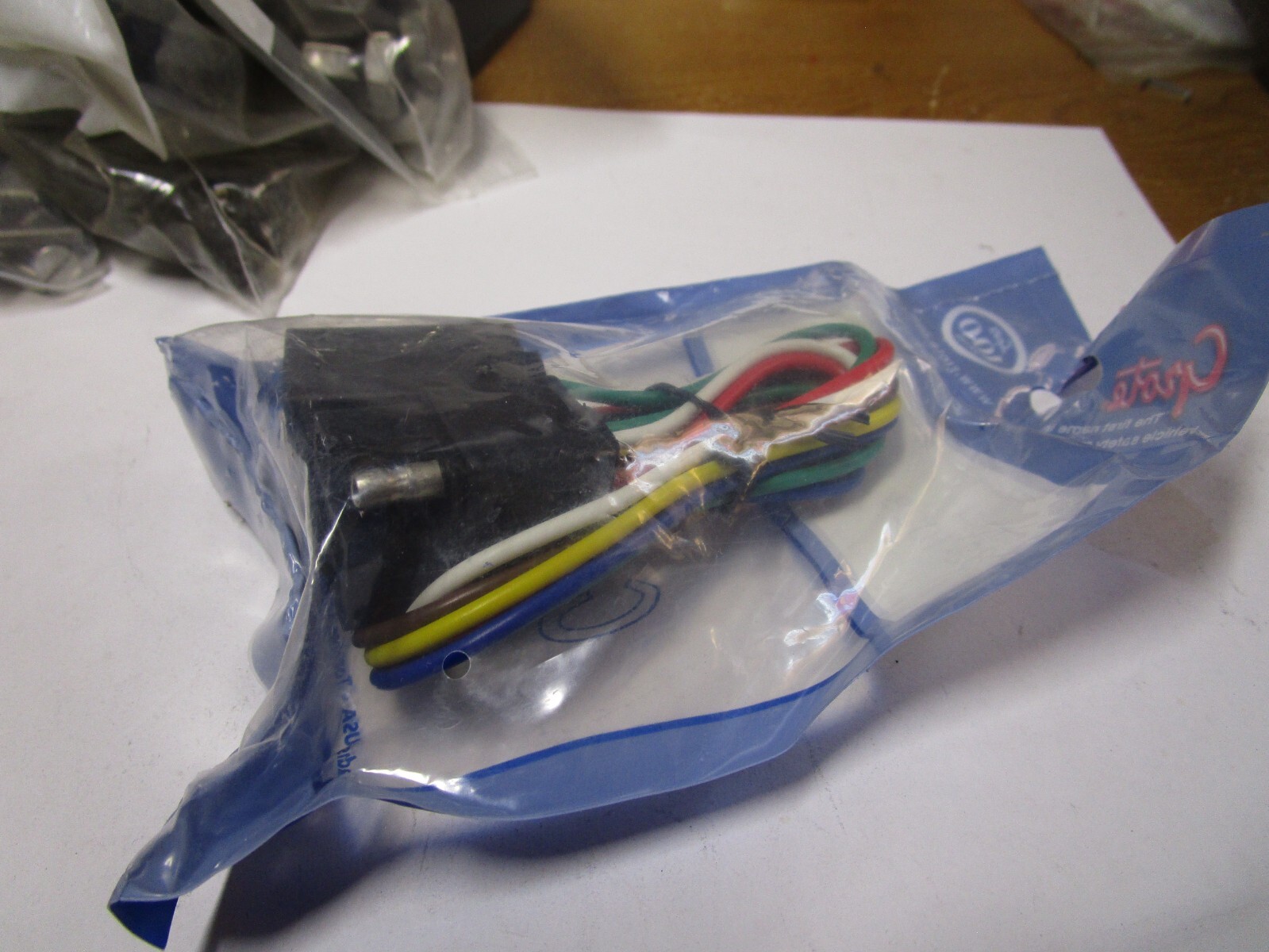 GROTE Connector, Square, 6-Pole, 16 Gauge Trailer Wiring