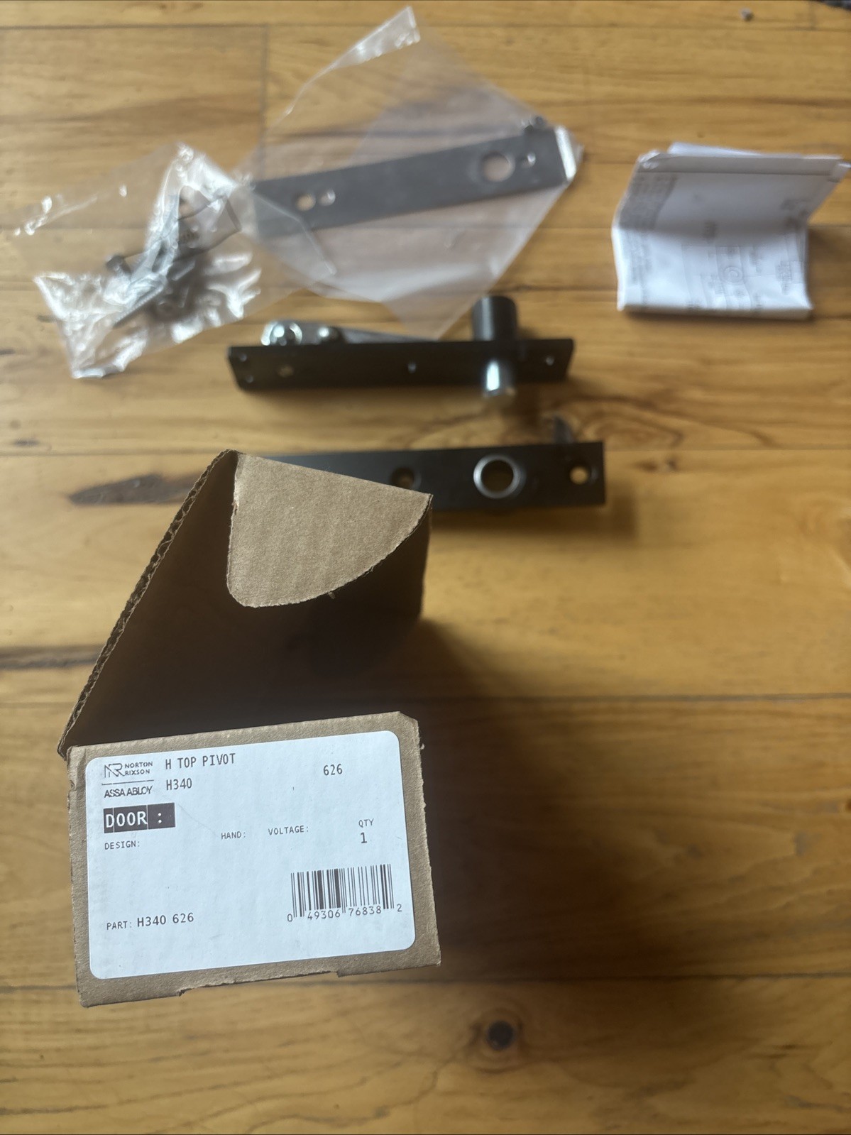 Norton Rixson ASSA ABLOY Heavy Duty Walking Beam Top Pivot P/N H340 626