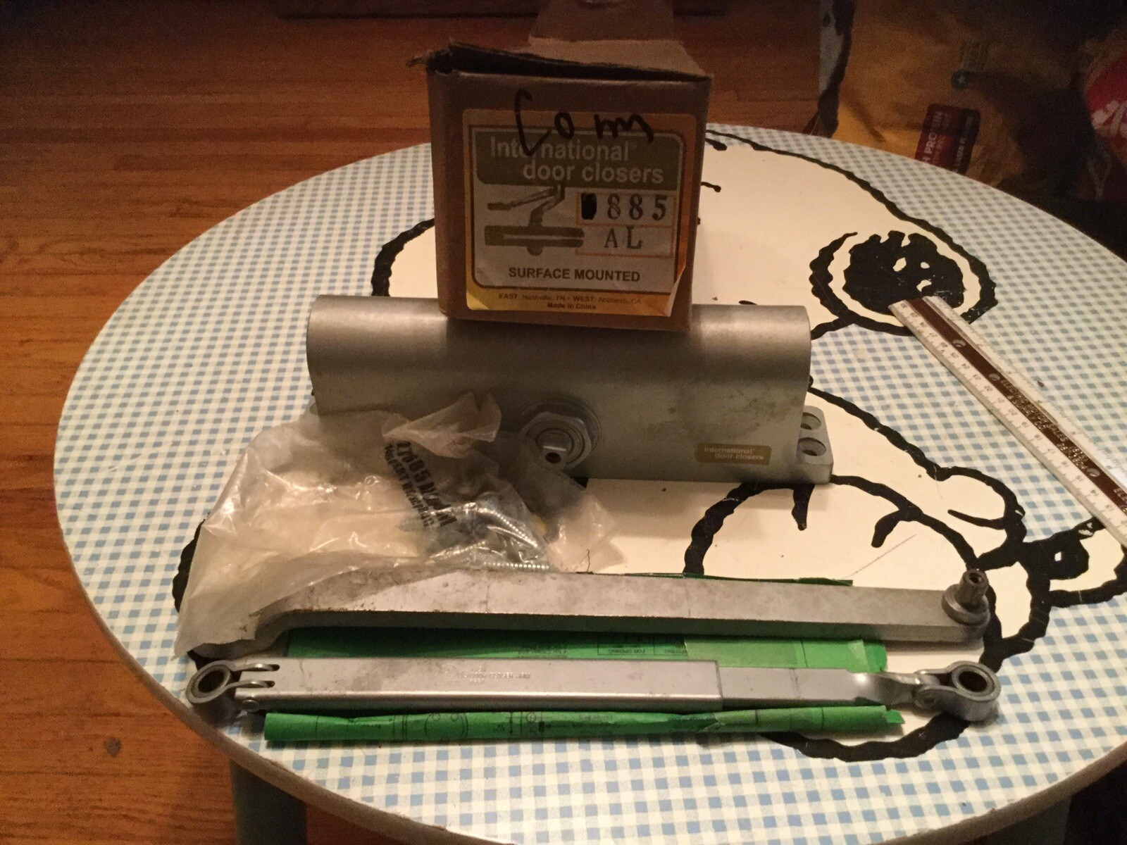 INTERNATIONAL DOOR CLOSER Model 885 AL CLOSER See Discription