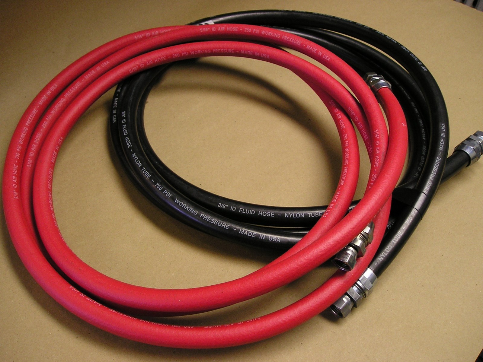 BINKS , CONTITECH 10′ LOW PRESSURE 3/8″ PAINT/ 5/16″ LINE HOSE ASSY W/ SWIVELS