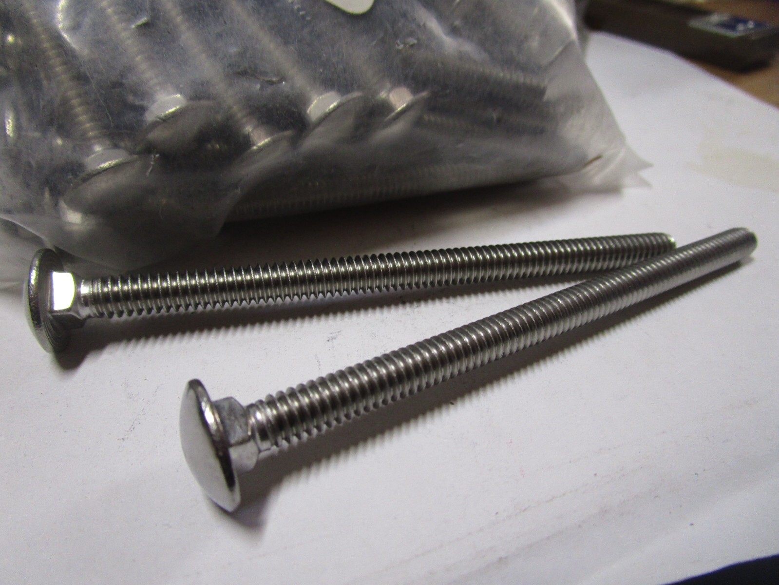 1/4″-20 x 4″ ASTM F593 18-8 Stainless Steel Round Head Carriage Bolt qty 50