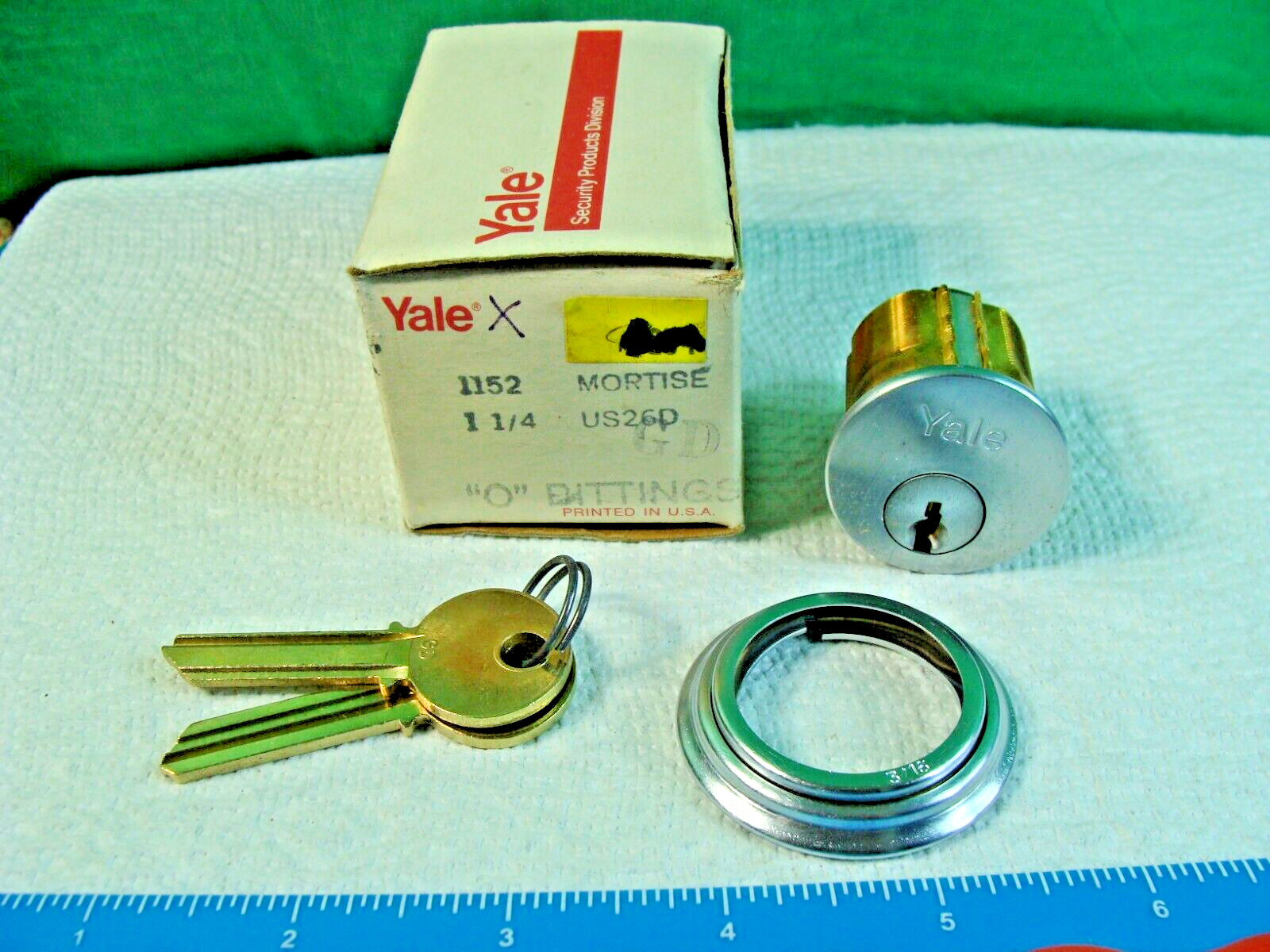 Yale Mortise Cylinder Lock 1152 1-1/4 US26D 2-Keys Satin NIB NOS Key-GD-Blank