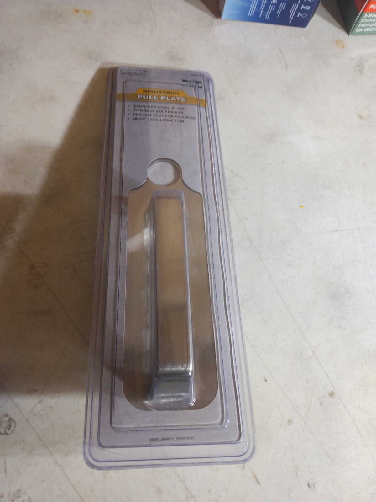 Universal Hardware Commercial Stainless Steel Pull Handle, UH40011 – NEW Sealed!