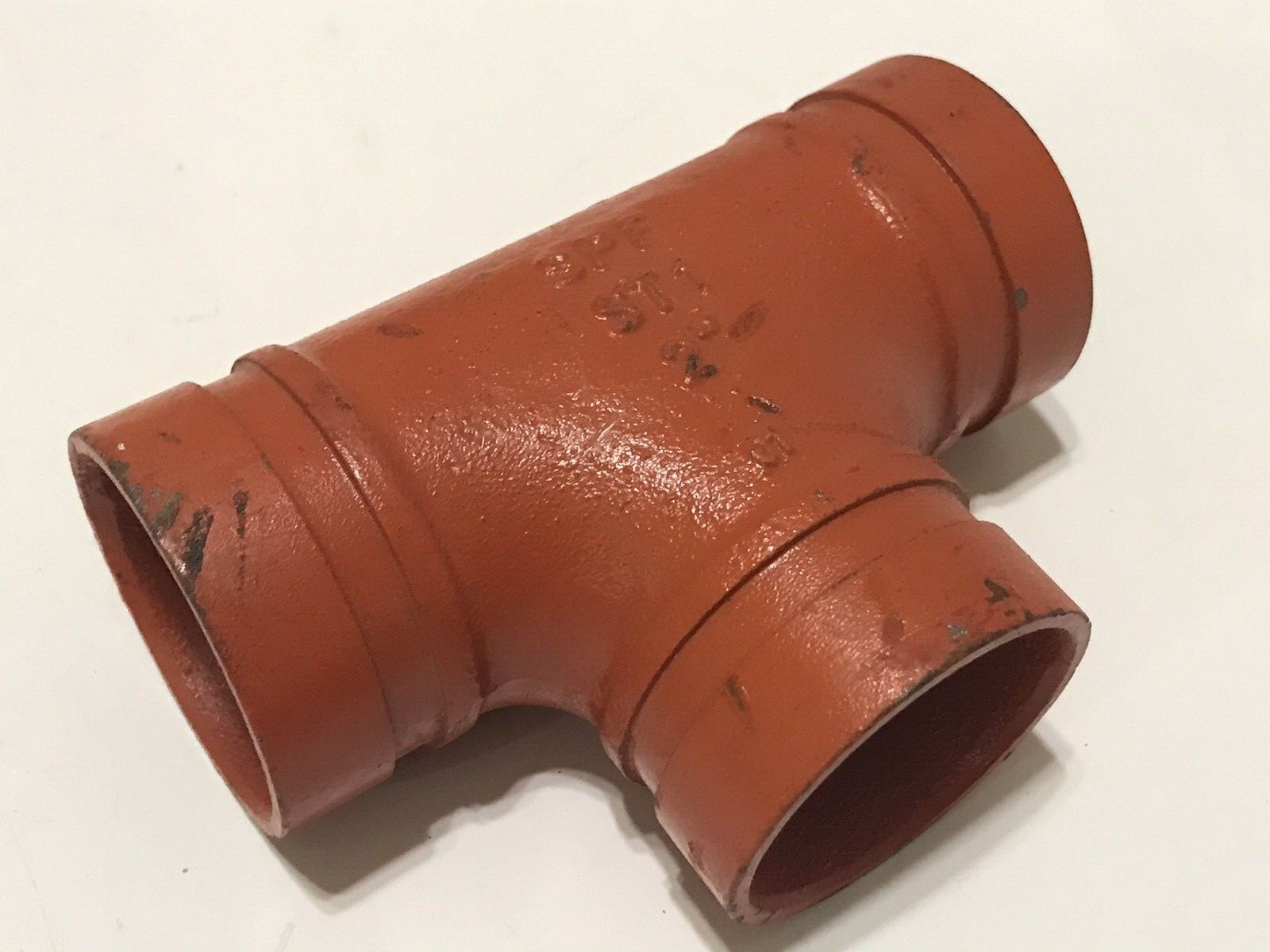 SPF ST1 2″ Tee Grooved Short Radius Ductile Iron Orange ST1-0200