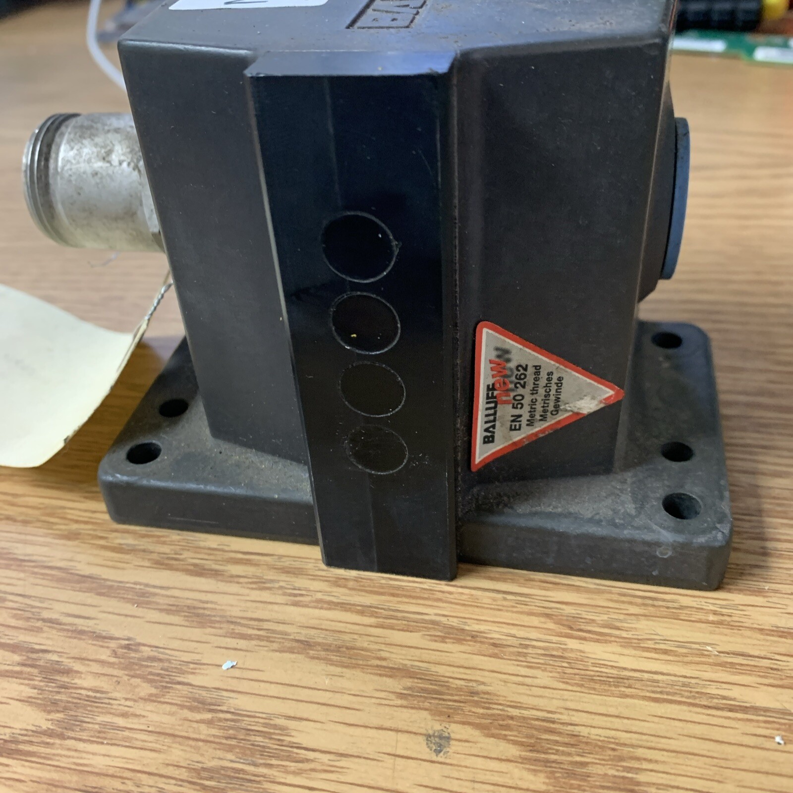 Balluff BNS-816-X596-B04-00-12-602-11 Limit Switch See Pics