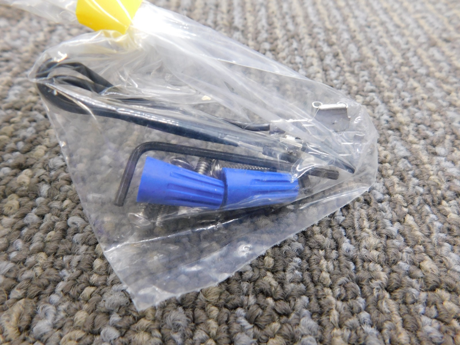 NEW S-SG-5-US32D SFA-5 32D PUSH TO OPEN SWITCH