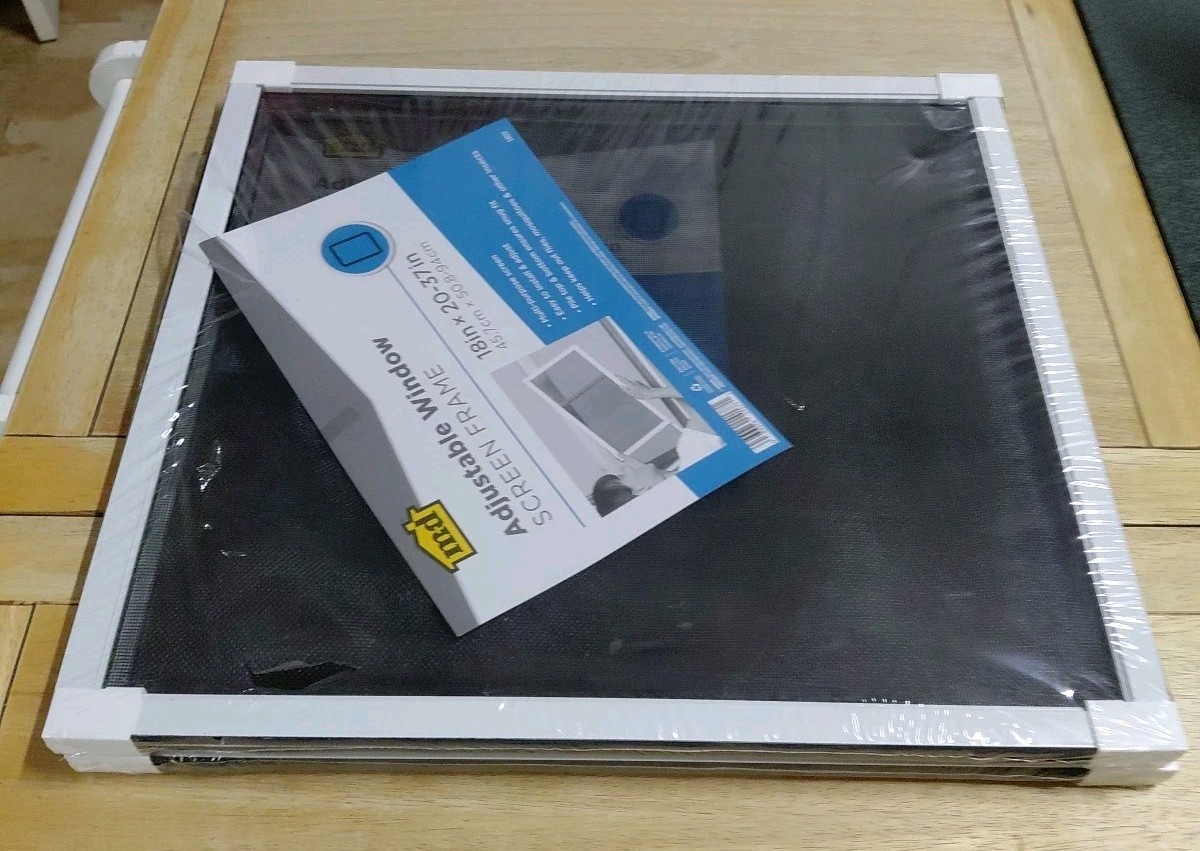 (3) MD Adjustable Window Screen Frames 18 In X 20-37in